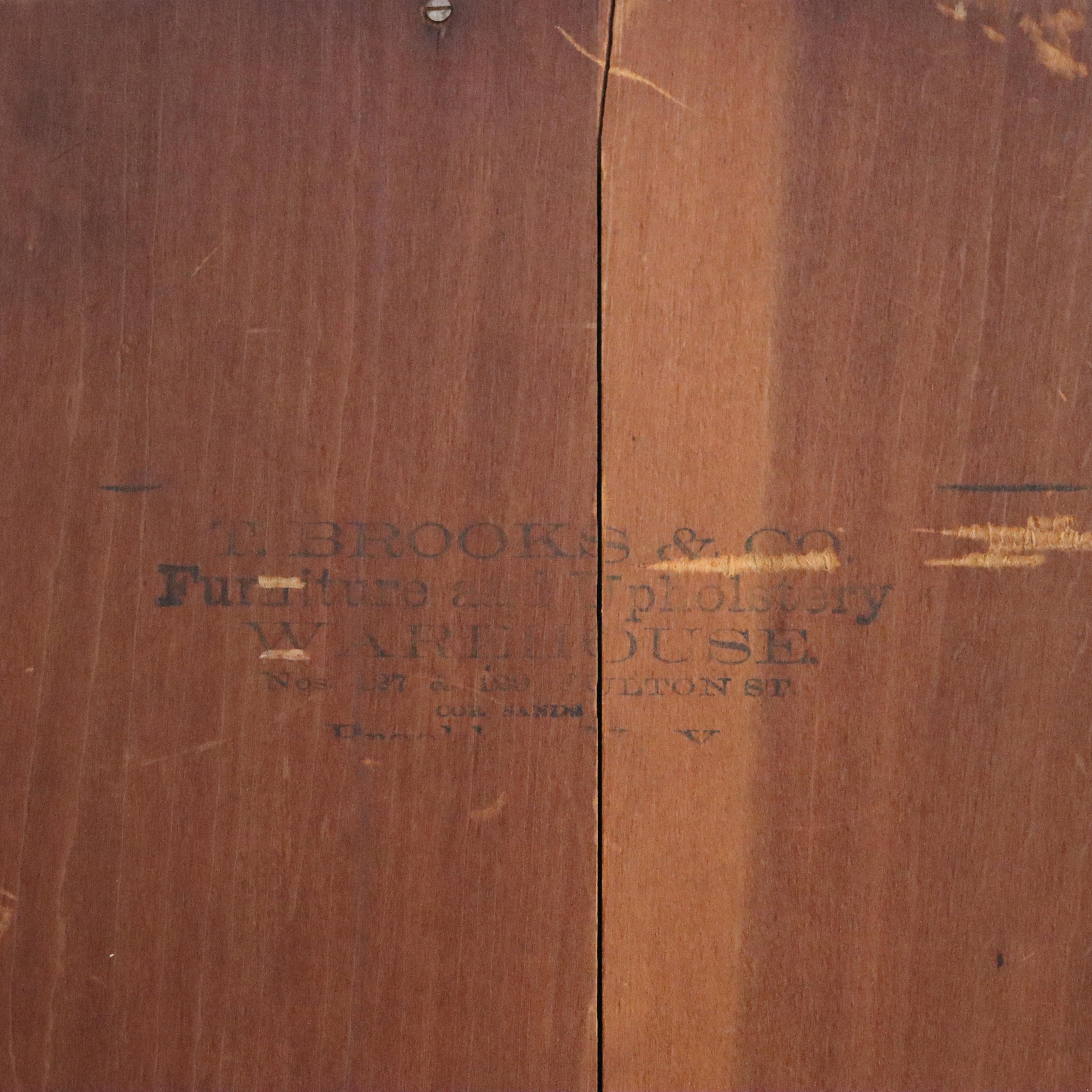 Antike Renaissance-Revival geschnitzt Nussbaum & Wurzel Marmor Top Sideboard c1890 im Angebot 5