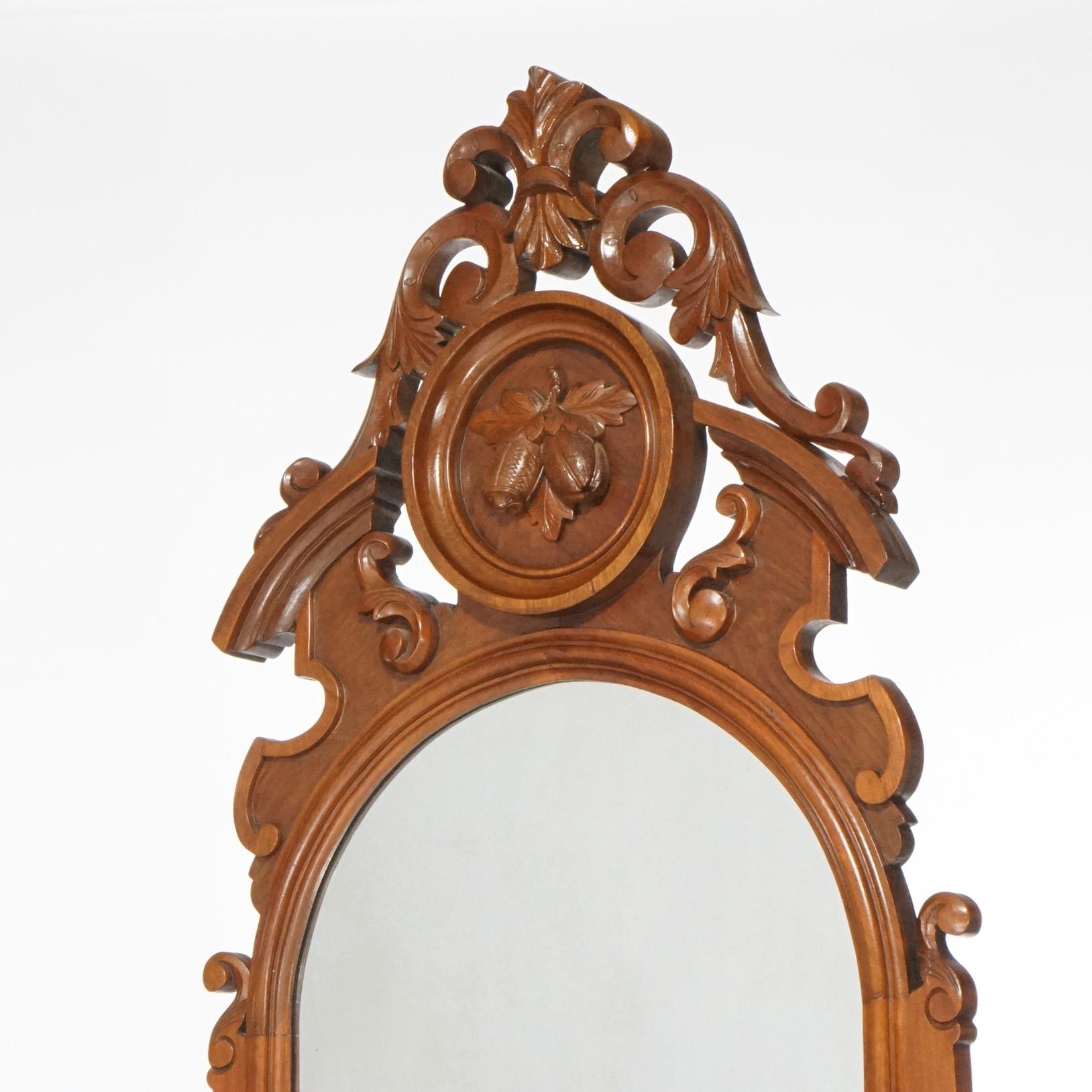 Ancienne commode néo-Renaissance en noyer sculpté avec miroir, vers 1880 en vente 1