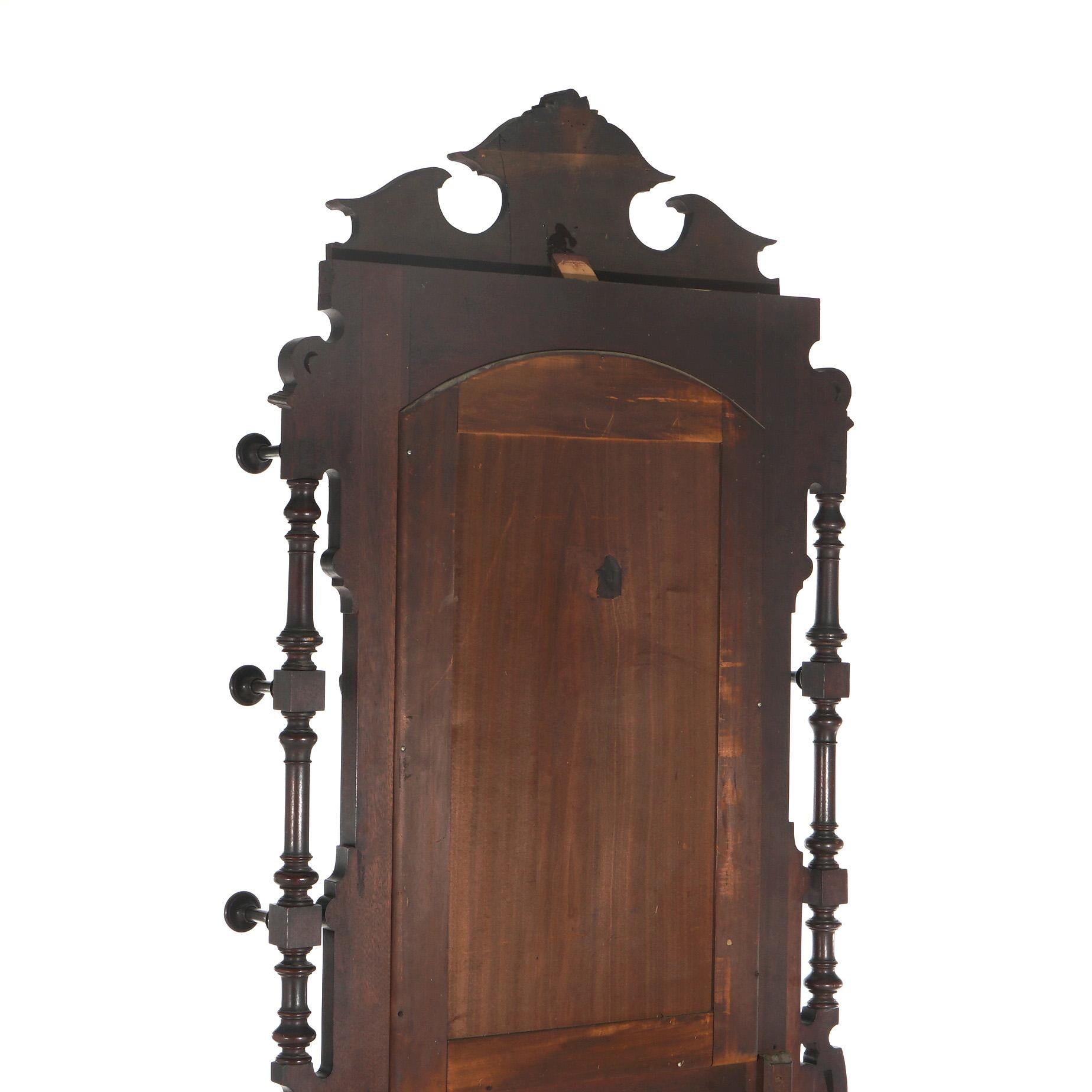 Antique Revival Noyer sculpté Figural Marble Top Hall Tree c1880 en vente 13