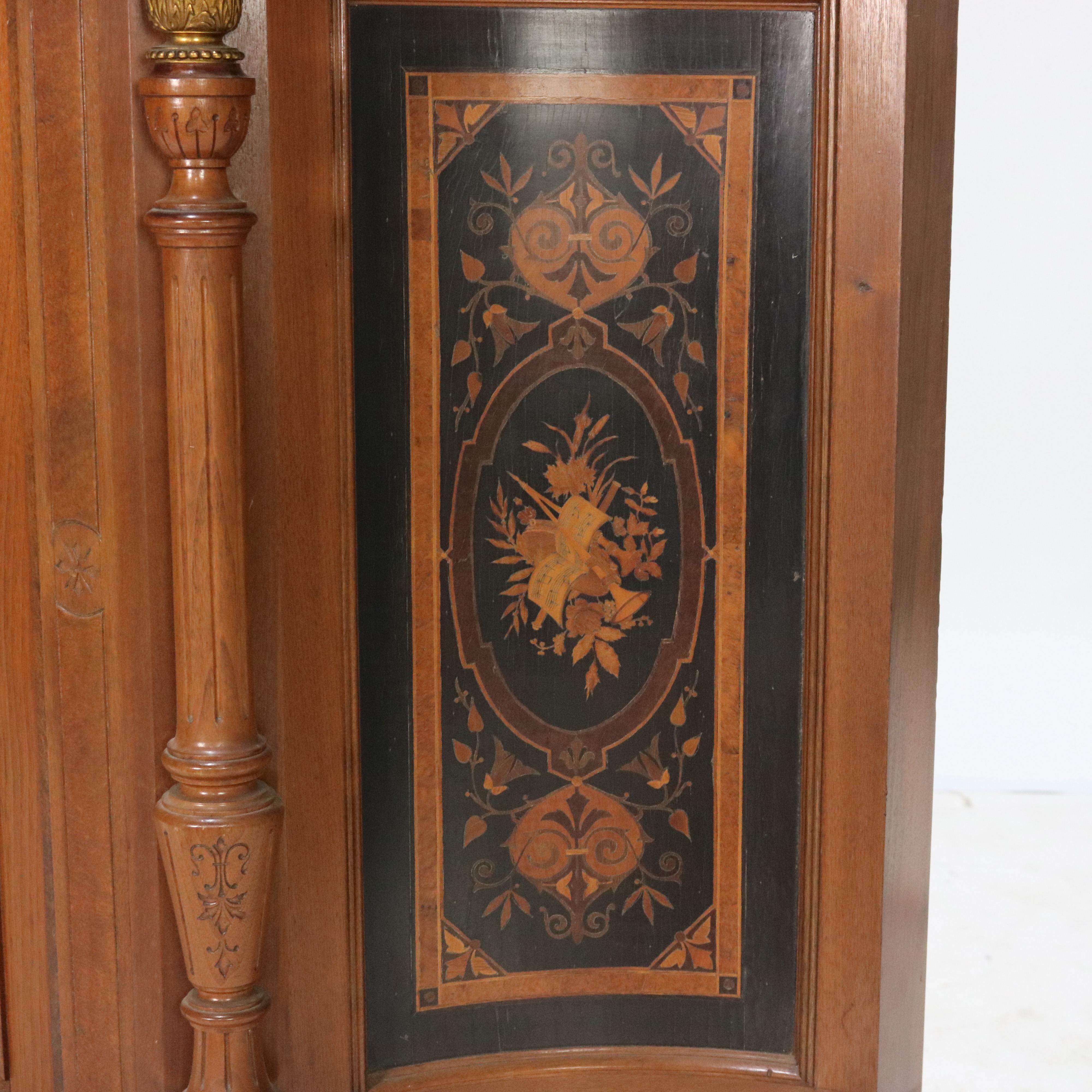 Antique Revival Crédence en noyer sculpté et bronze doré avec marqueterie c1880 Bon état - En vente à Big Flats, NY