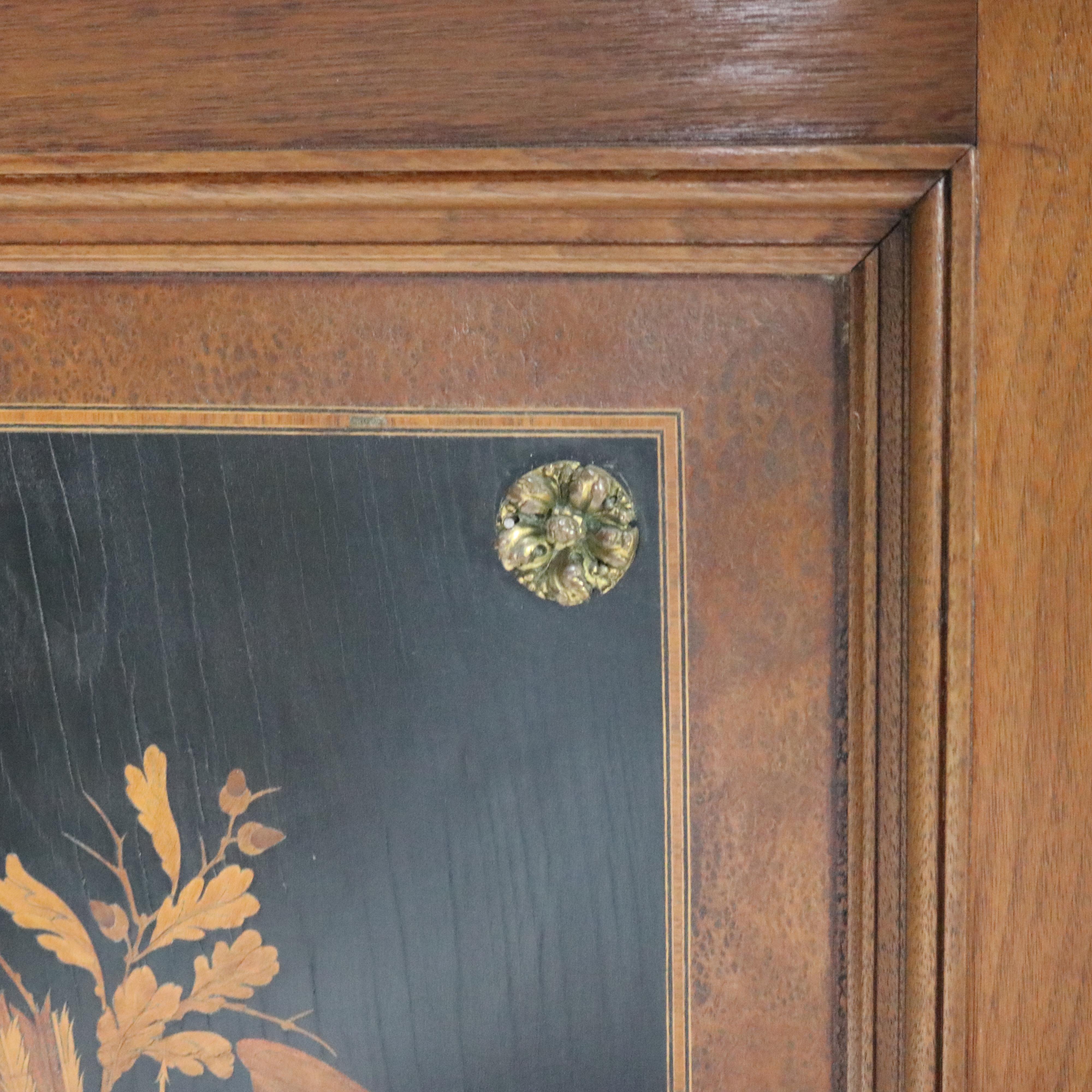 XIXe siècle Antique Revival Crédence en noyer sculpté et bronze doré avec marqueterie c1880 en vente