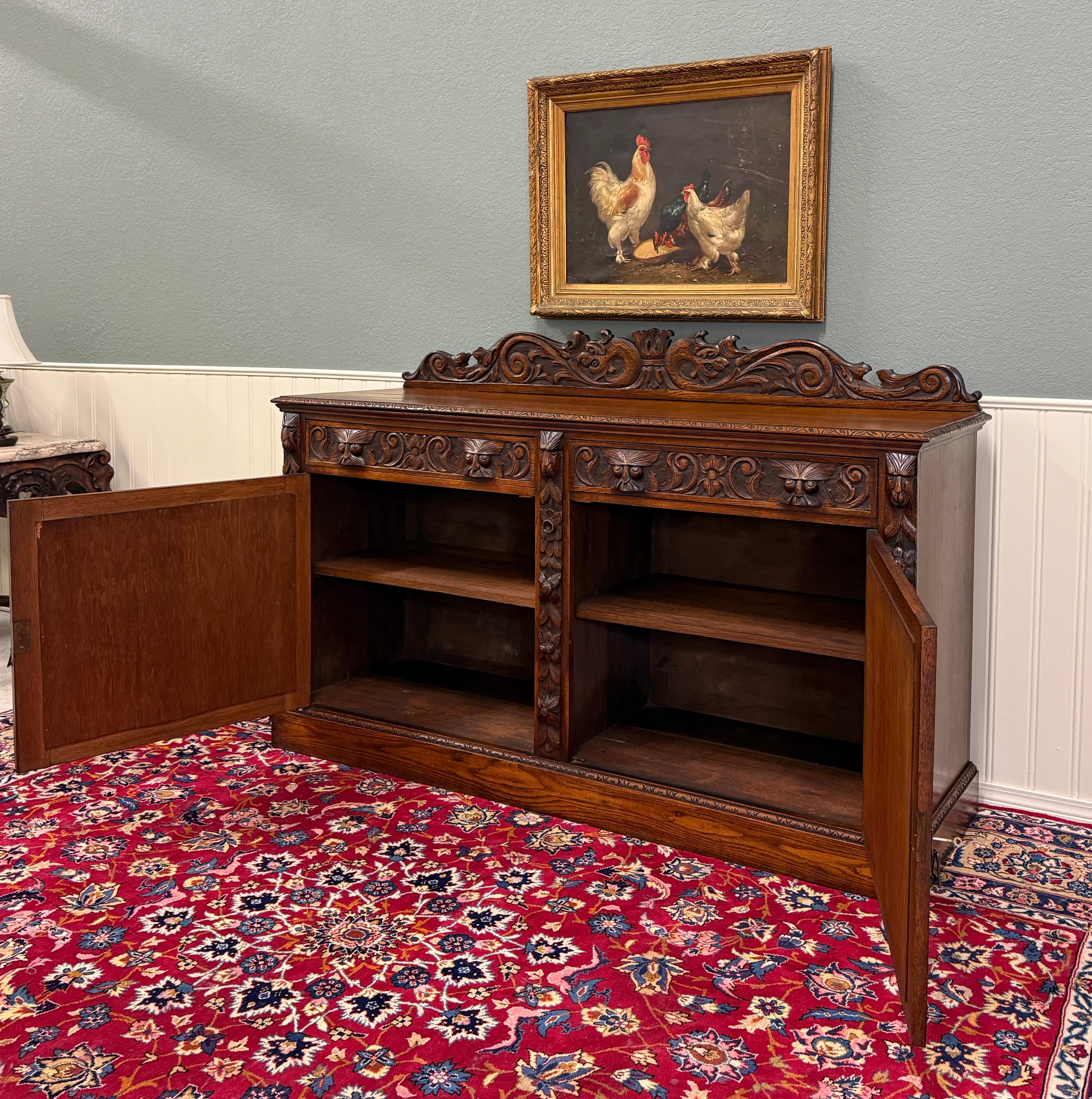 Antique Renaissance Revival Französisch Server Sideboard Buffet Schrank Eiche 19C im Angebot 11