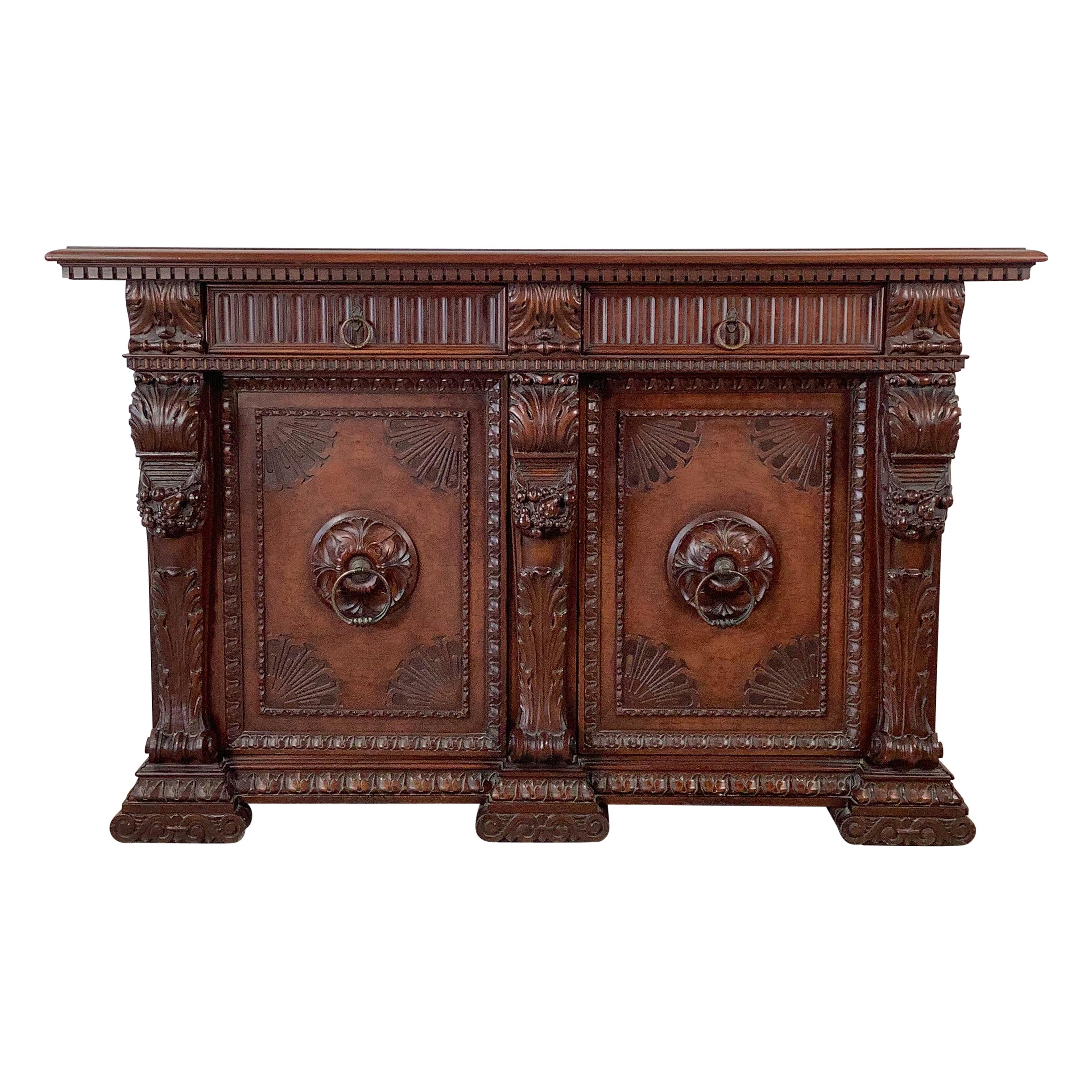 Antike Anrichte aus Nussbaumholz von Winnebago Furniture Co., 1900 im Angebot