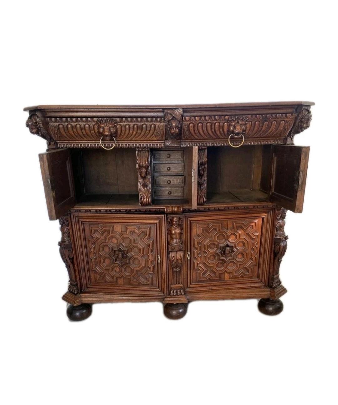Credenza rinascimentale antica Buffet francese del XIX secolo in vendita 6