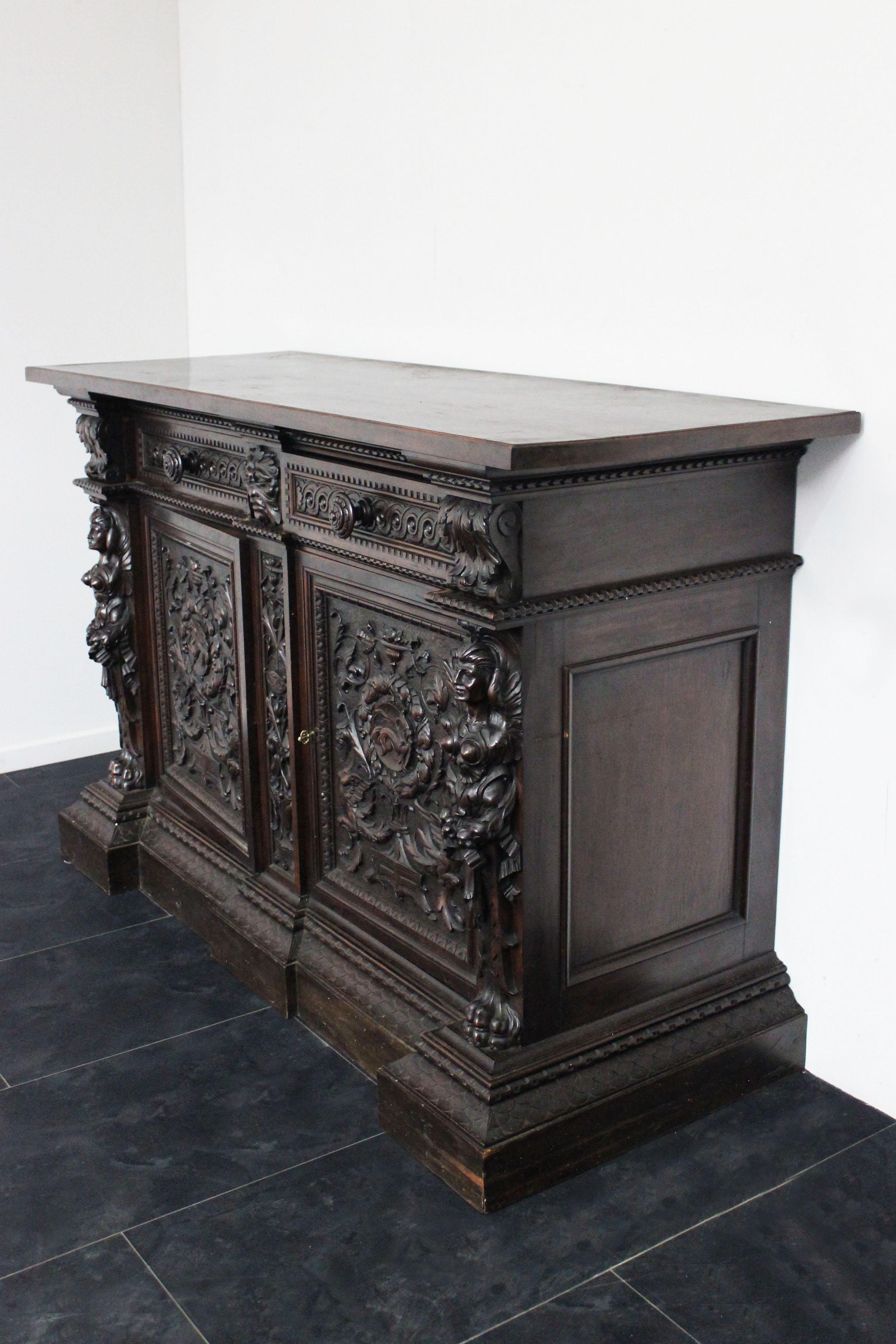 Italian Antique Renaissance Style Carved Sideboard For Sale