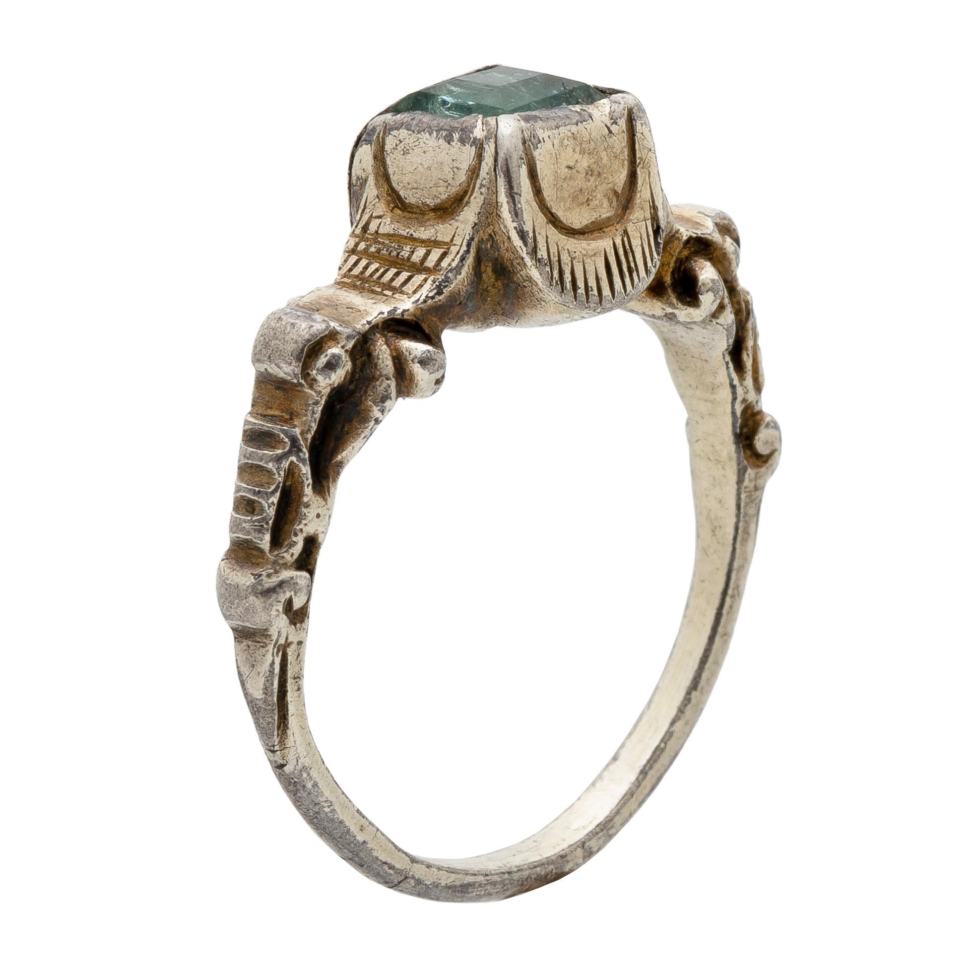 vintage silver emerald ring