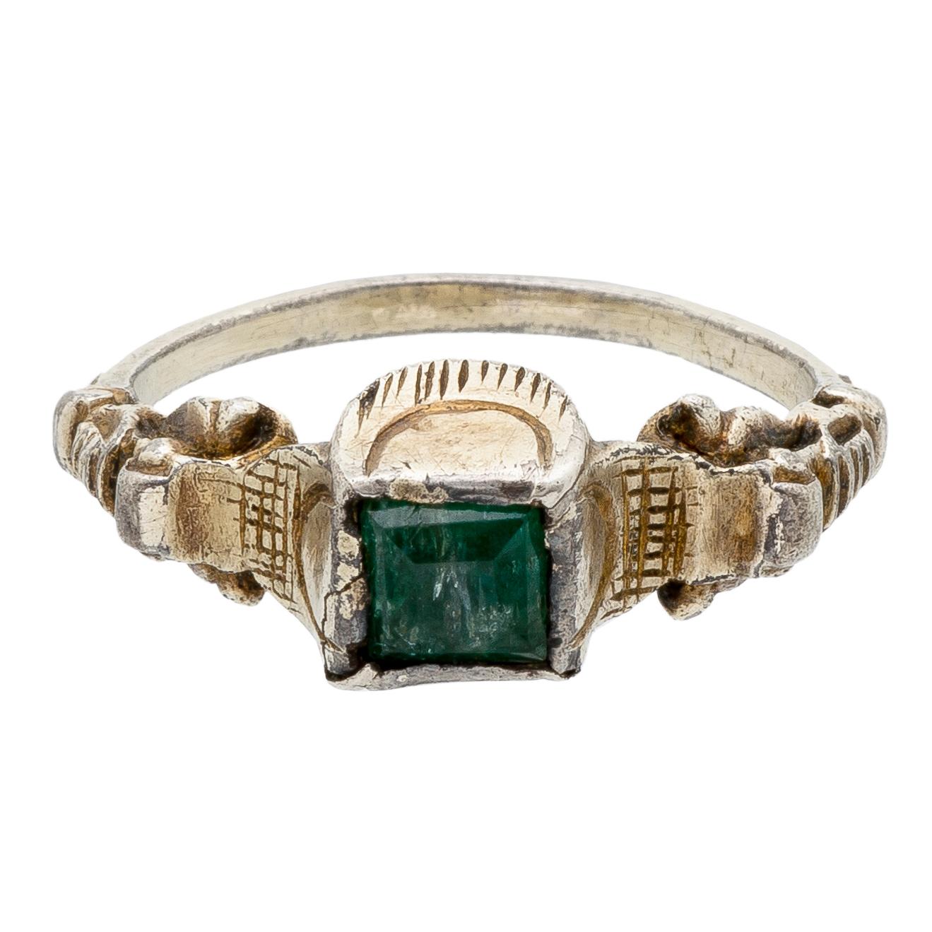 Antique Renaissance-Style Silver Gilt Emerald Ring