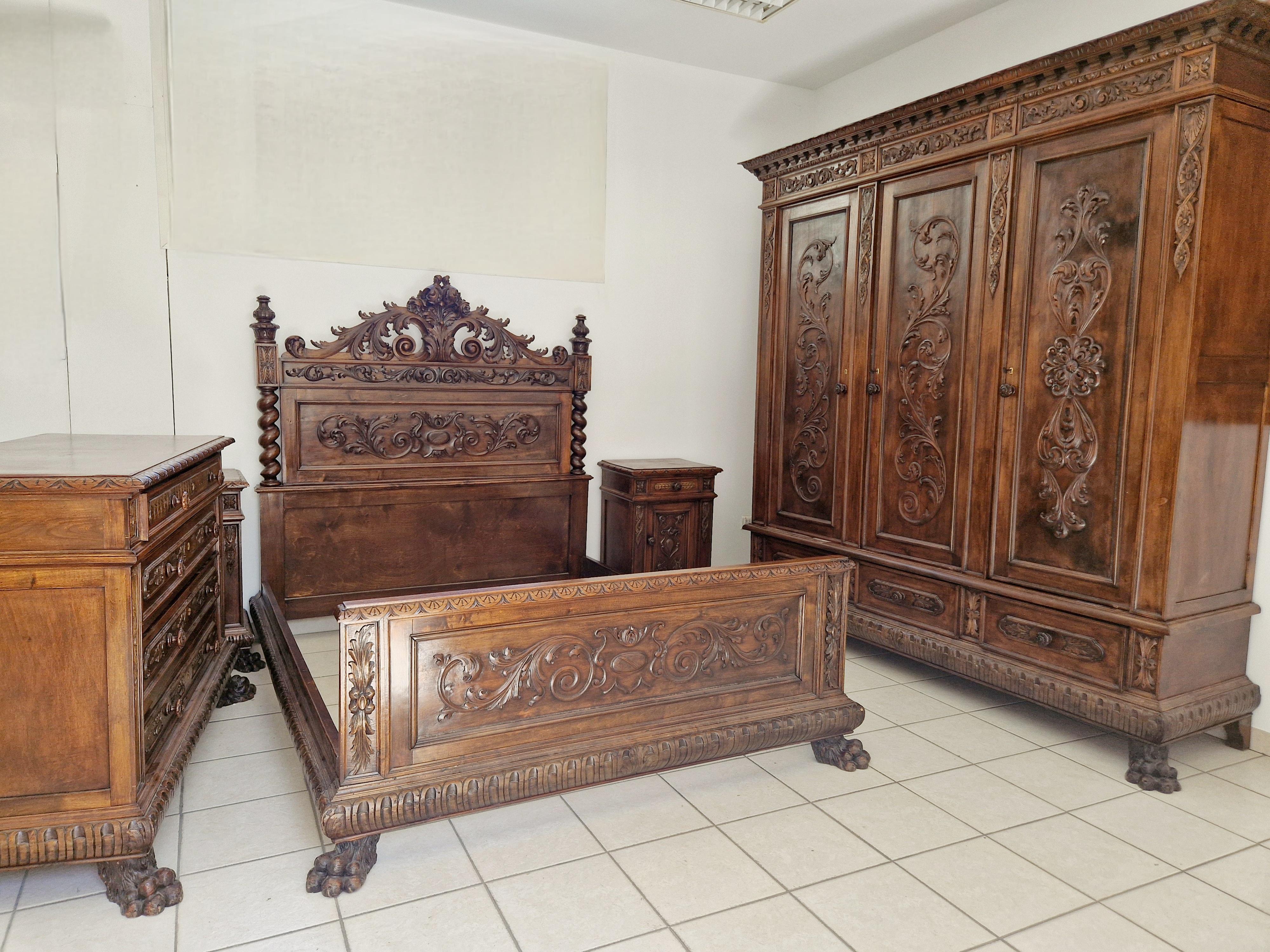 Antique Renaissance Style Victorian Bedroom Set in Brown Walnut 4