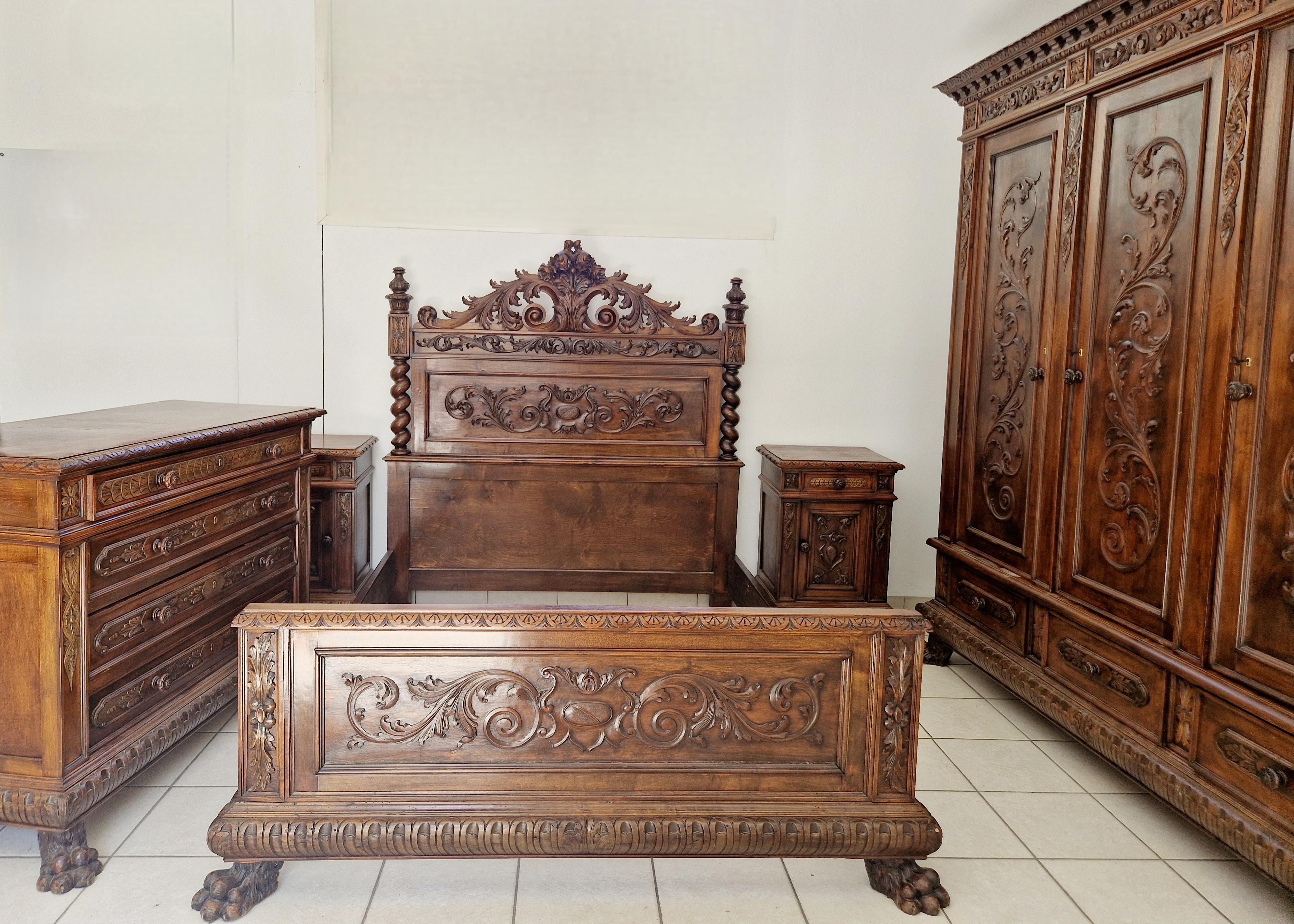 Antique Renaissance Style Victorian Bedroom Set in Brown Walnut 5