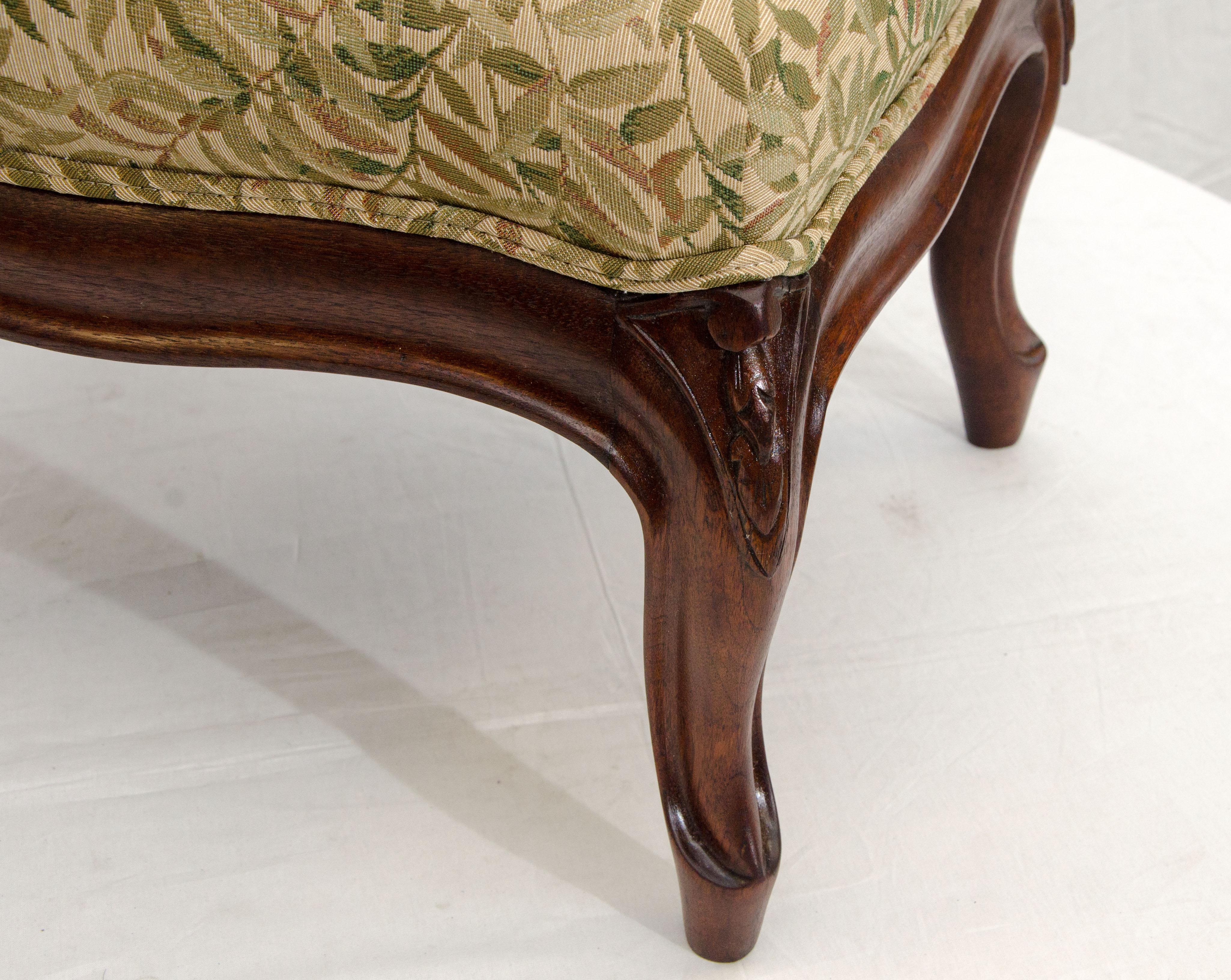 American Antique Renaissance Victorian Walnut Footstool or Ottoman