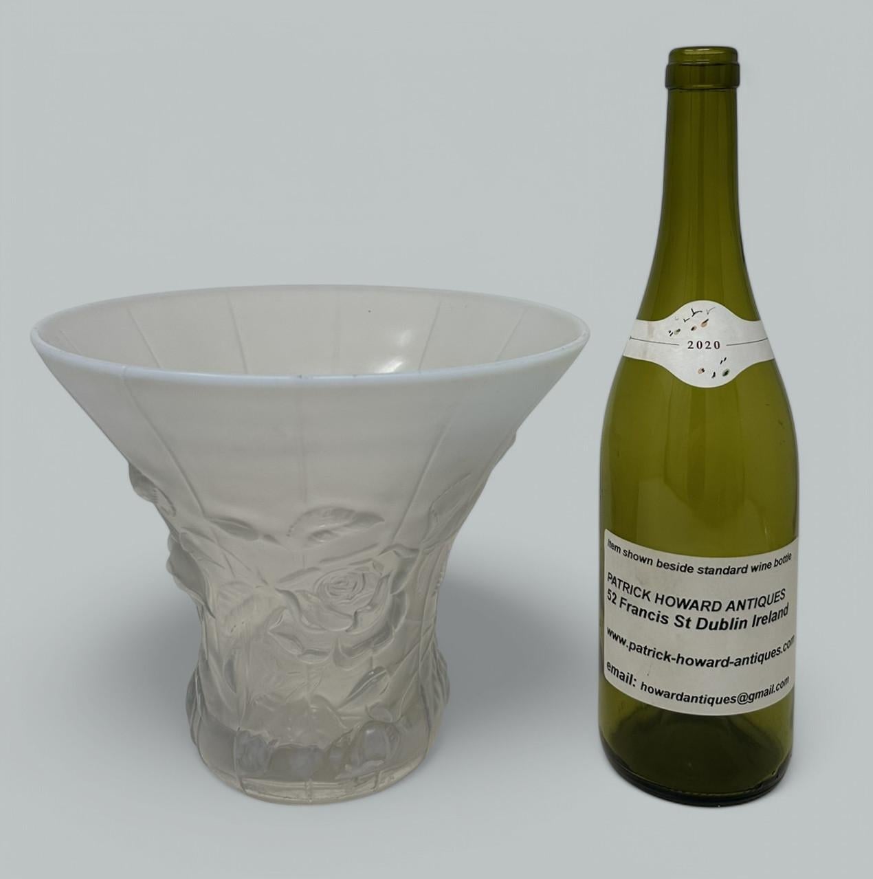 Centre de table en forme de bol opalescent Rene Histiques Art Deco 1930s en vente 5