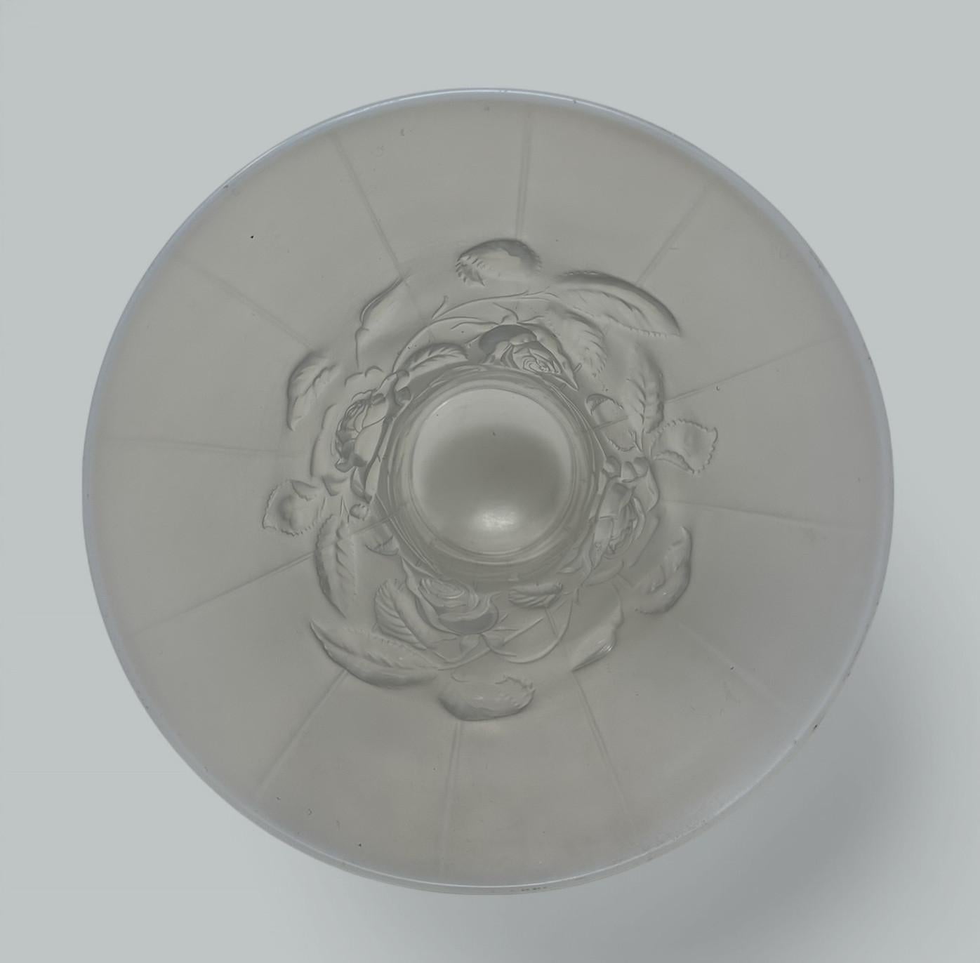 Centre de table en forme de bol opalescent Rene Histiques Art Deco 1930s en vente 1