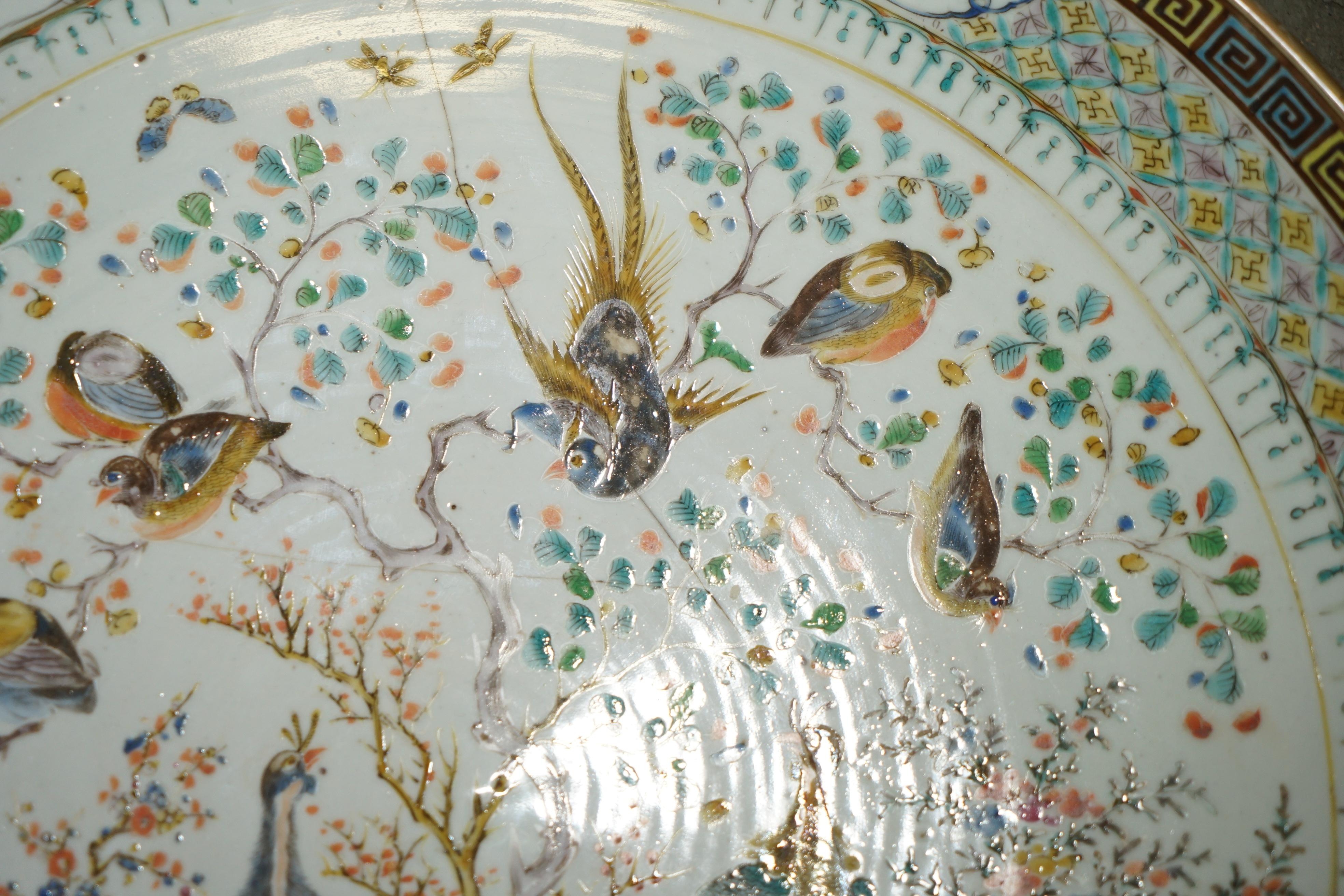 Late 18th Century ANTiQUE REPAIRED 18TH CENTURY CHINESE FAMILLE VERTE PORCELAIN CHARGER PLATE For Sale