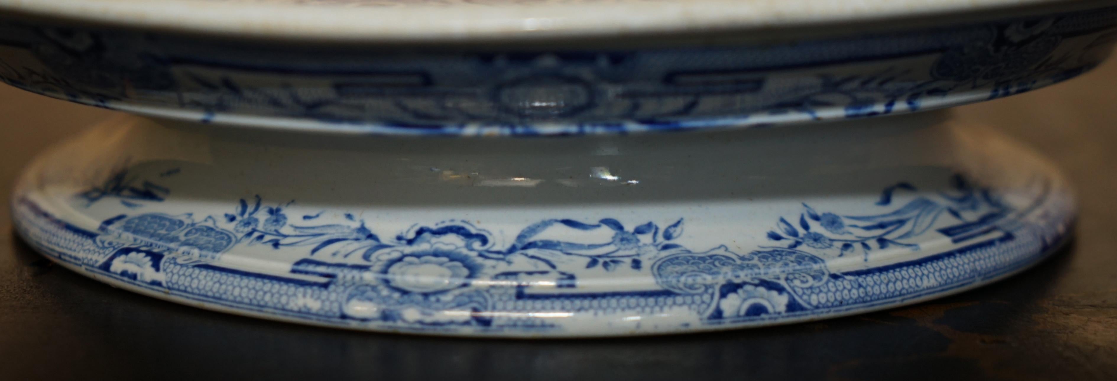 ANTiQUE REPAIRE MID 19TH CENTURY STONE CHINA CHINESE PORCELAIN CHARGER PLATEAU en vente 4