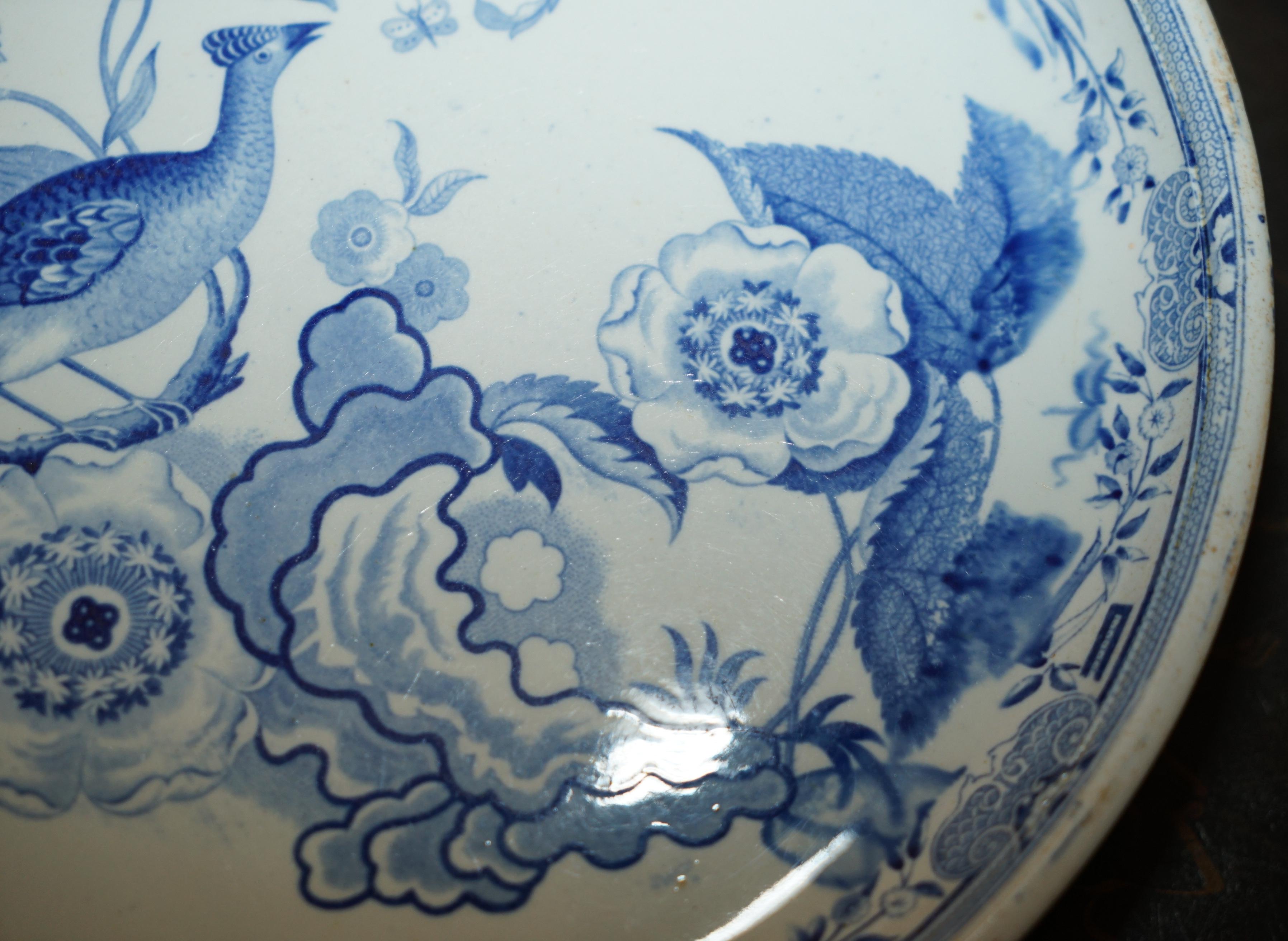 XIXe siècle ANTiQUE REPAIRE MID 19TH CENTURY STONE CHINA CHINESE PORCELAIN CHARGER PLATEAU en vente