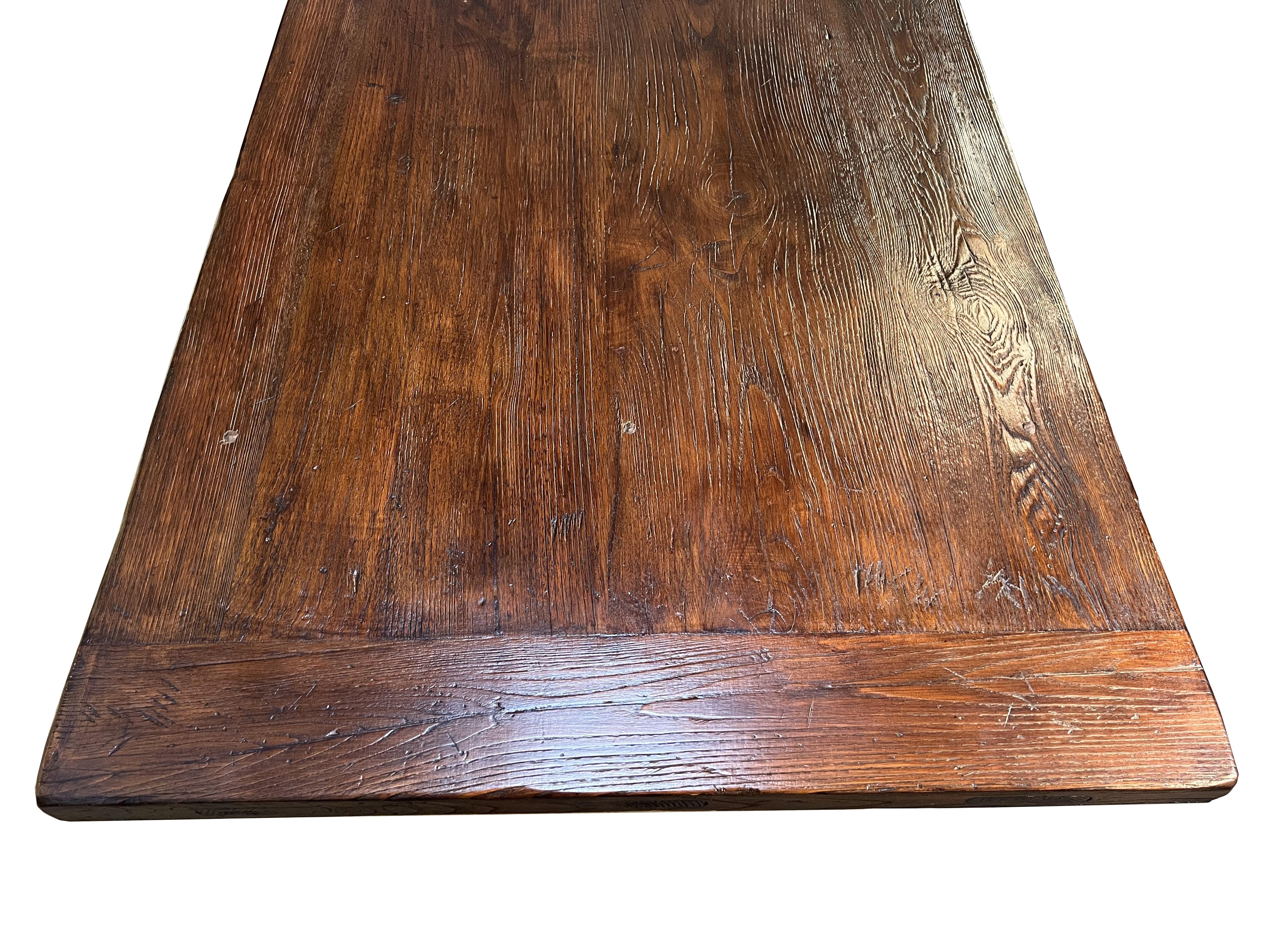Antique Reproduction of 17th Century Italian Chestnut Fratino Style Table For Sale 7