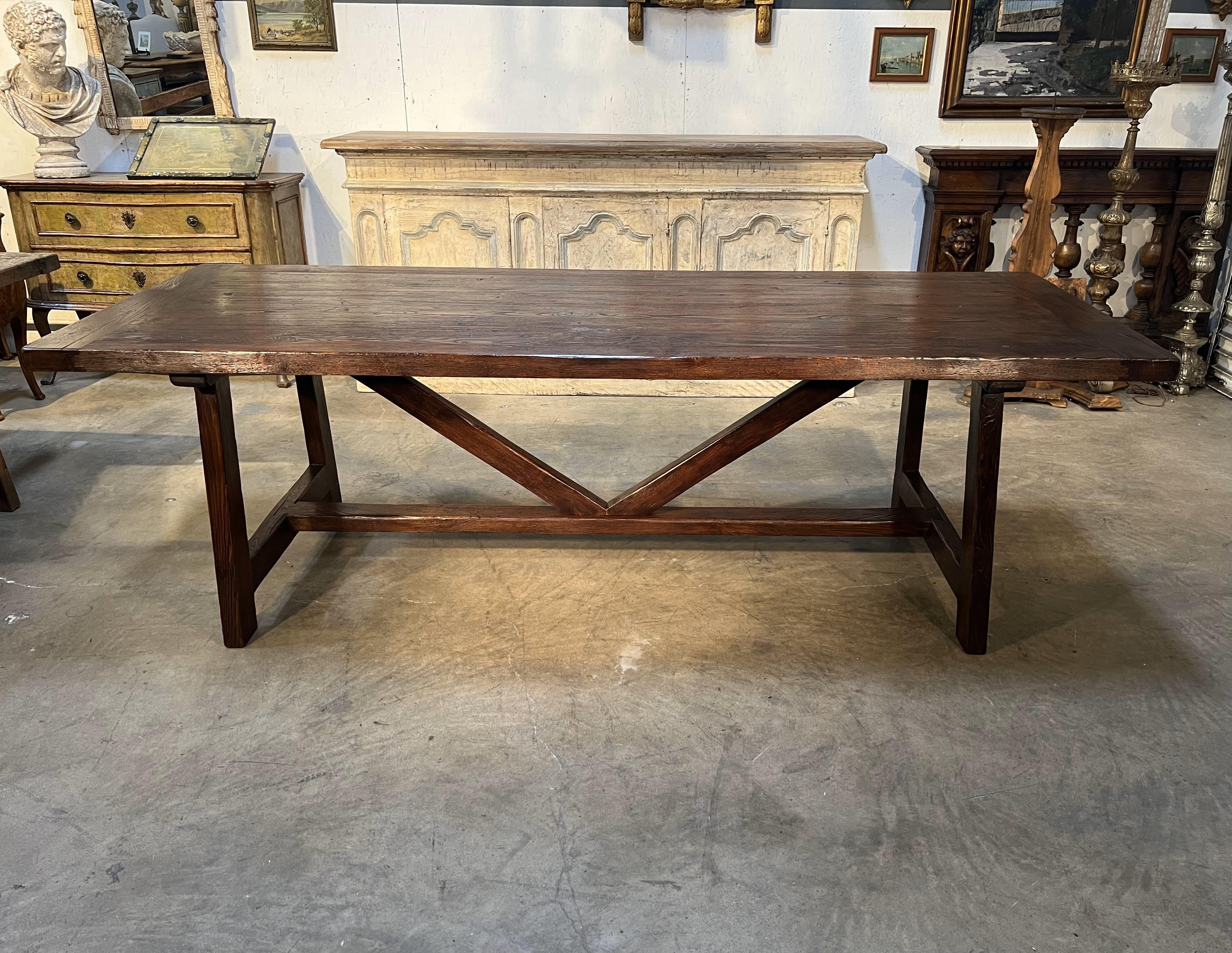 Renaissance Antique Reproduction of 17th Century Italian Chestnut Fratino Style Table For Sale