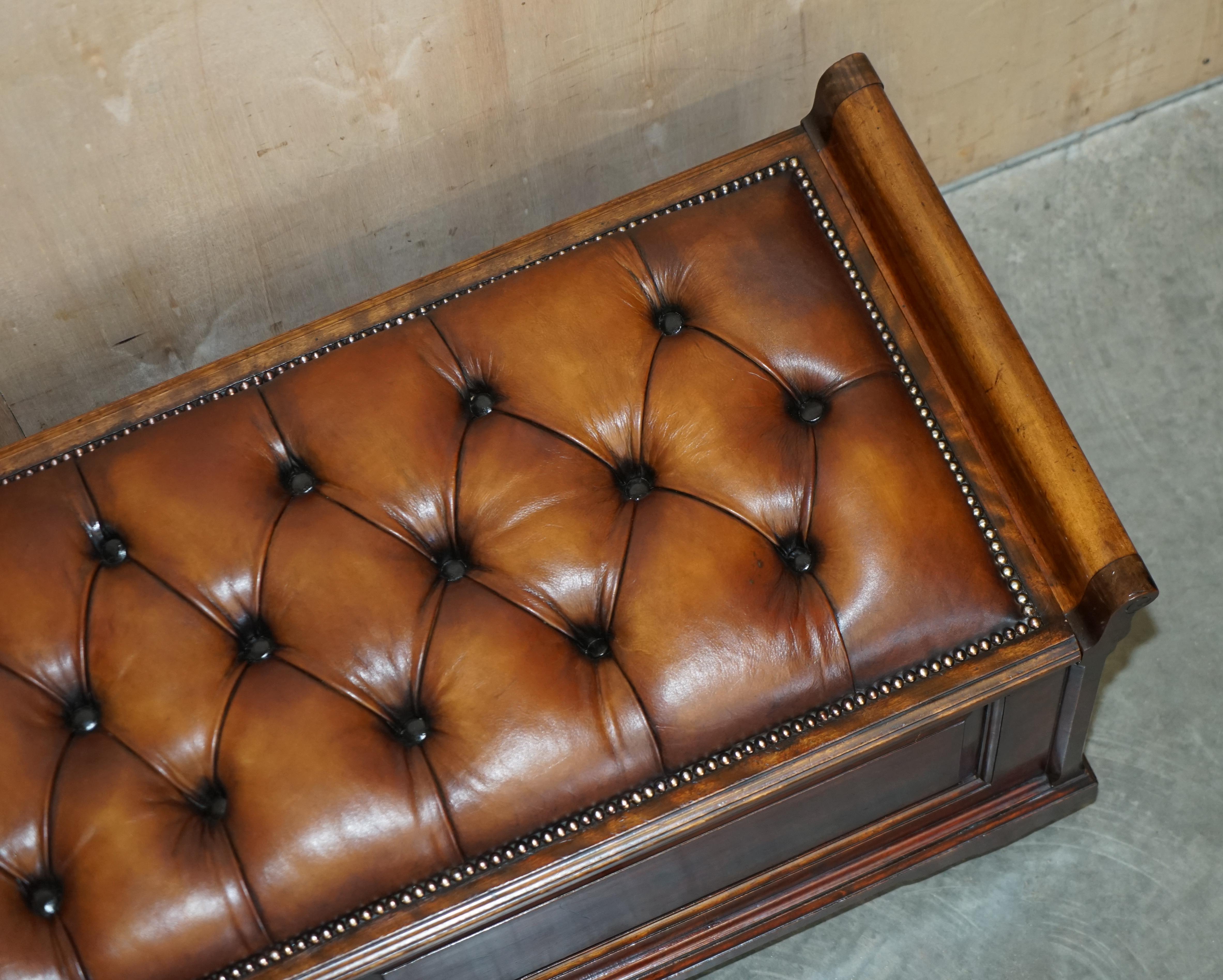 Antique Restored Brown Leather Chesterfield Flamed Hardwood Hall Bench Ottoman For Sale 3