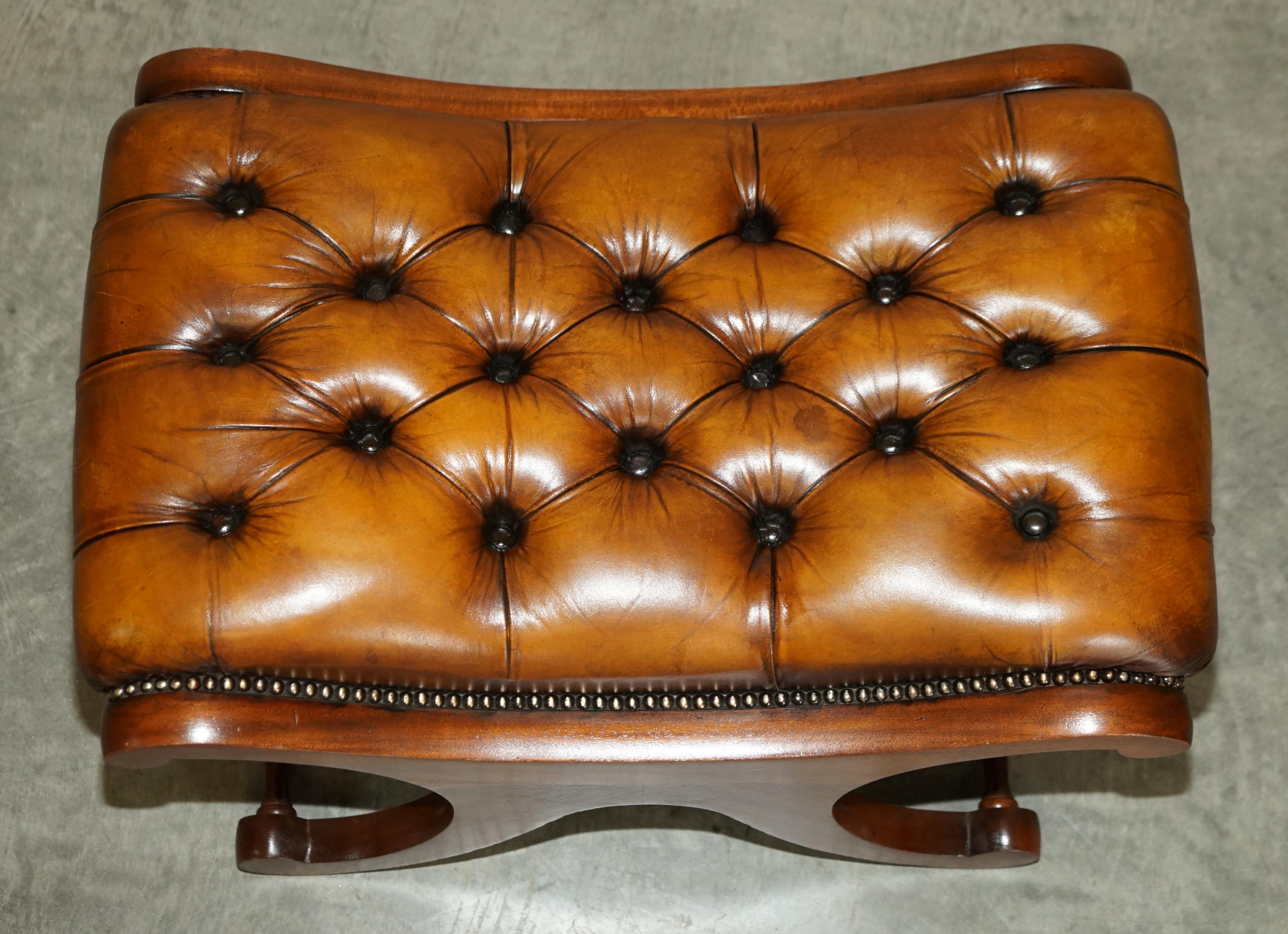 Antique Restored Brown Leather Chesterfield Library Armchairs Sofa Stool Suite For Sale 13