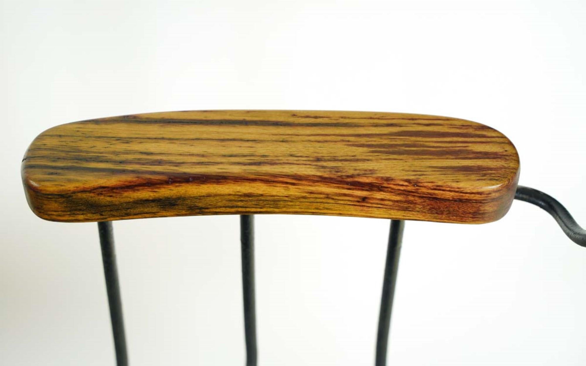 Antique Restored Counter Height Billiard Room Chair en venta 3