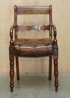 ANTIQUE RESTORED ELM BROWN LEATHER REGENCY CIRCA 1810-1820 CHESTERFIELD ARMCHAiR