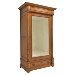 ¡ANTIGUO! Armario de roble de una puerta restaurado de la época del Gründerzeit
