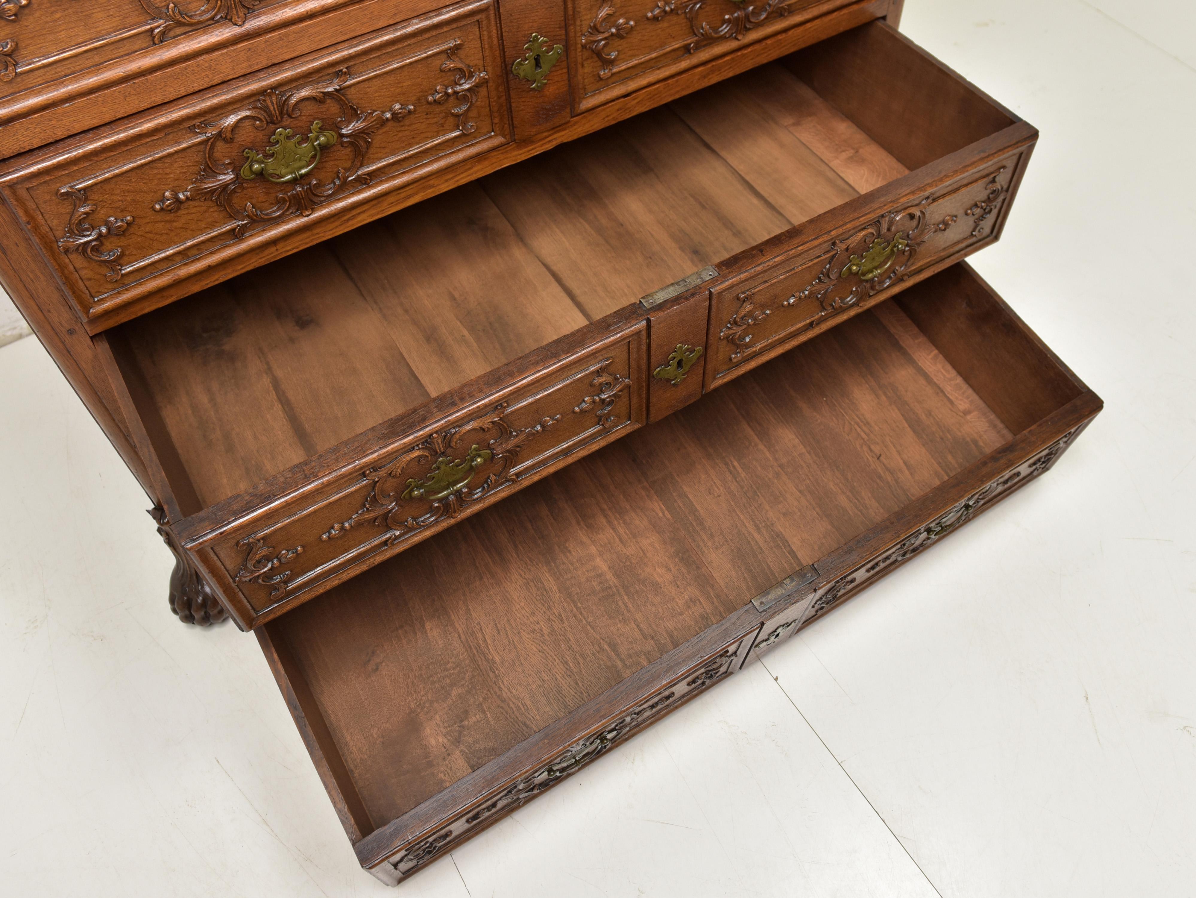 Antique Restored Solid Oak Standing Secretary (circa 1820) For Sale 1