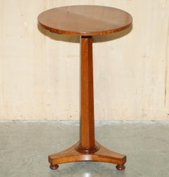 Antique Restored William IV 1830 Walnut Occasional Side End Wine Lamp Table