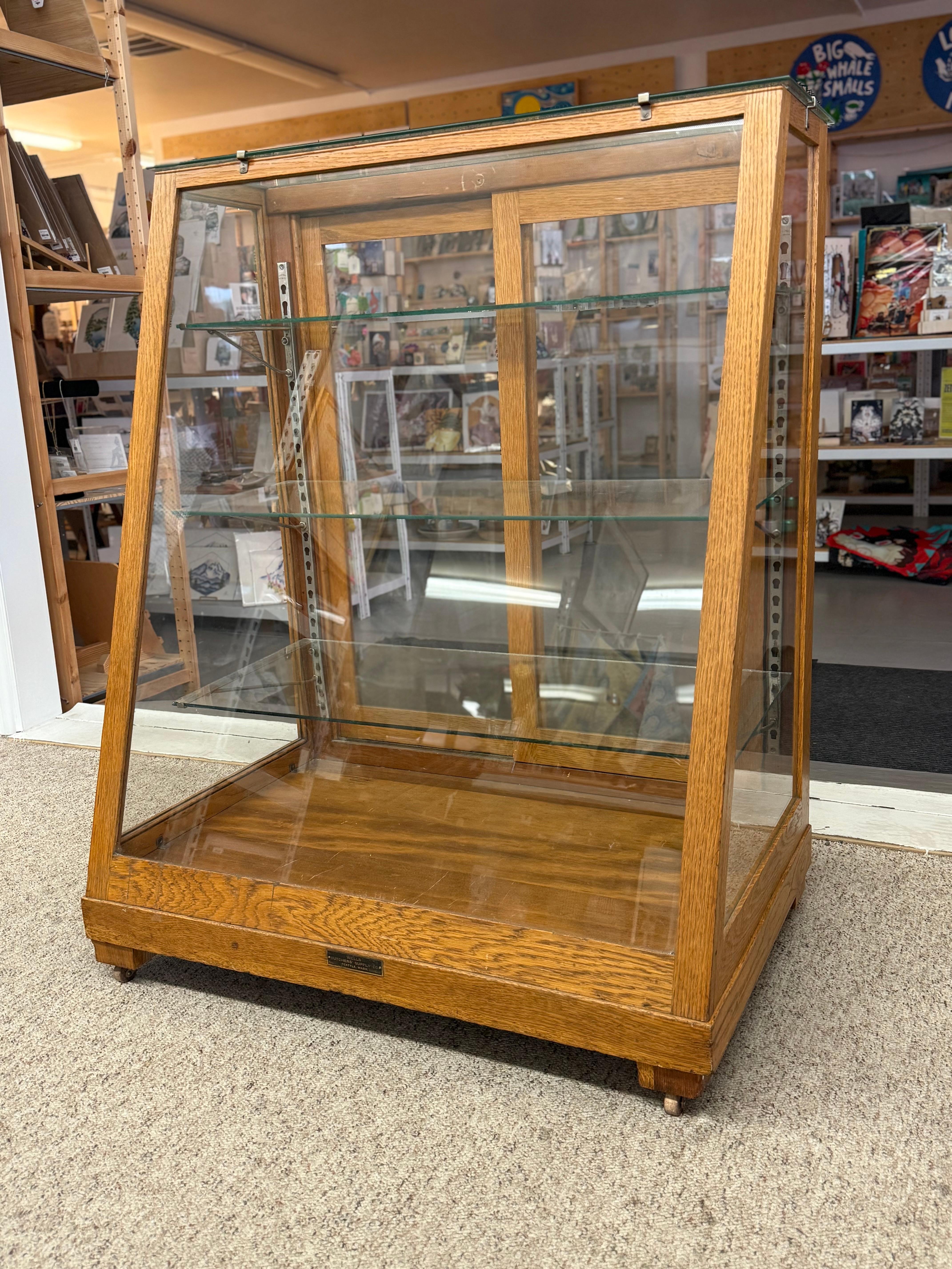 Antique Retail Oak Display Cabinet from Wells Butchers’ Supply Co. Seattle For Sale 2