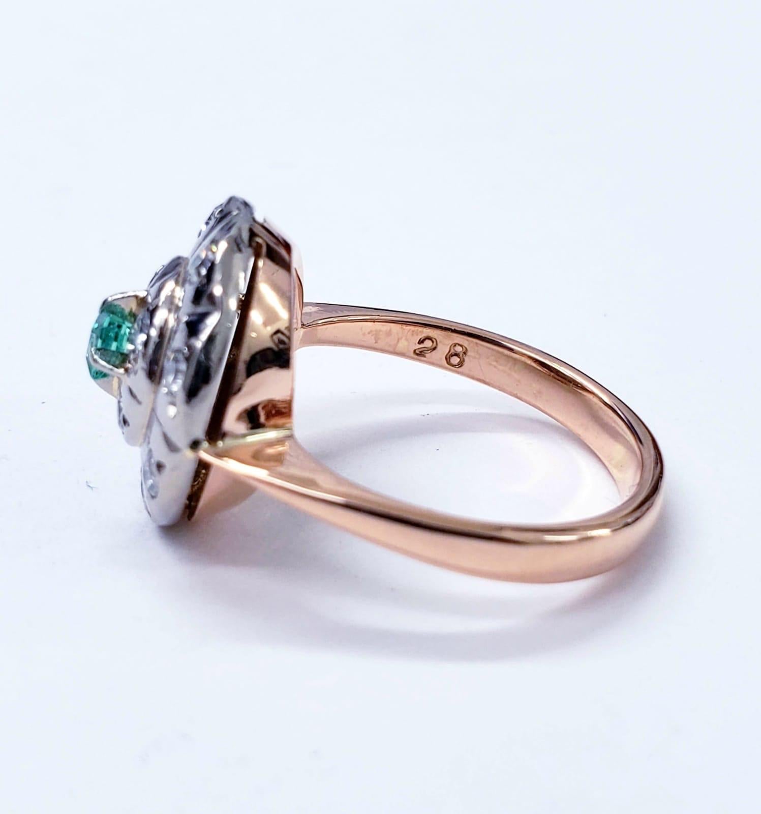 Women's Antique Retro 1.30 Carat Diamonds and Emerald 583 Pink Gold Ring For Sale