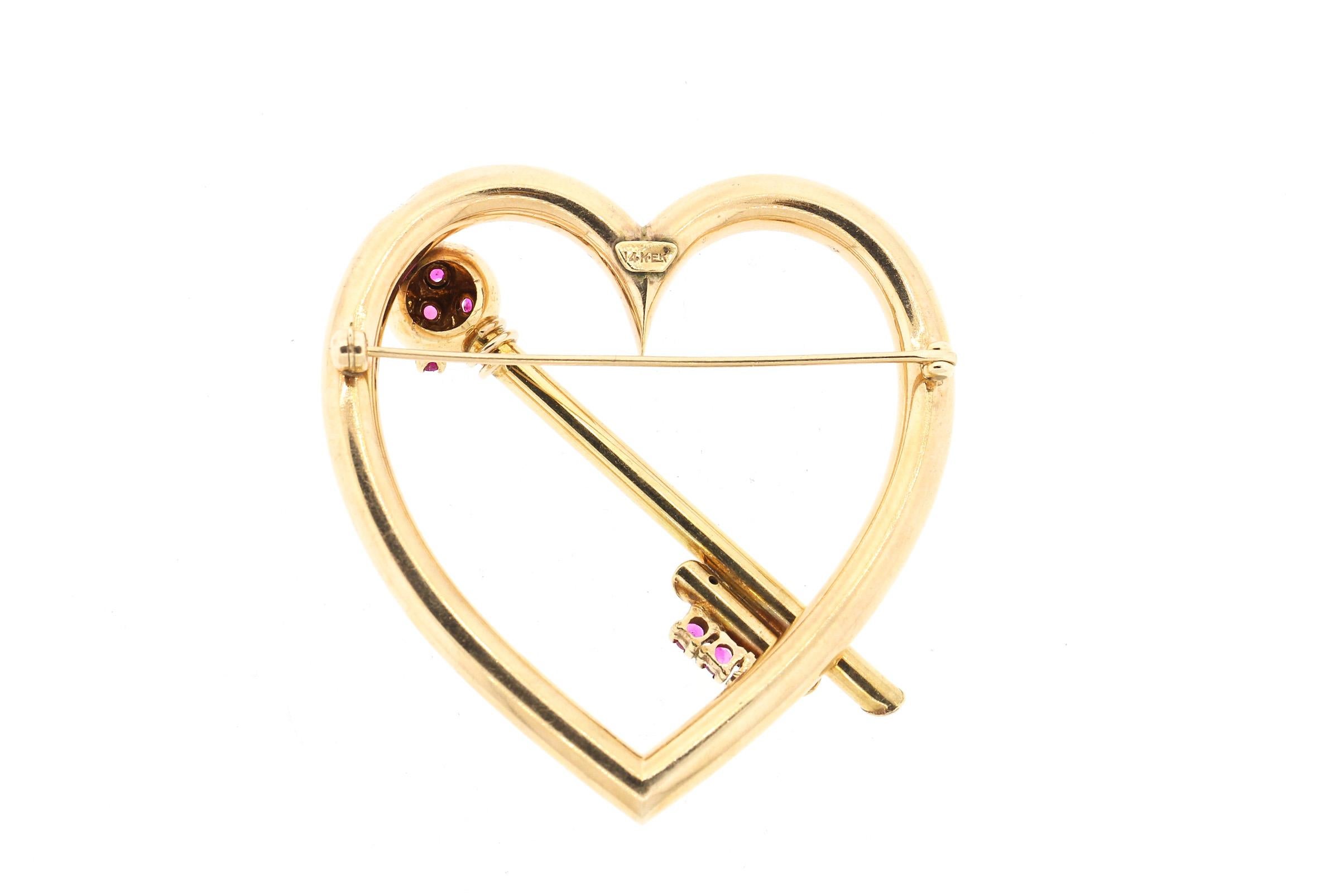 Round Cut Antique Retro 14 Karat Gold Ruby Heart and Key Brooch For Sale