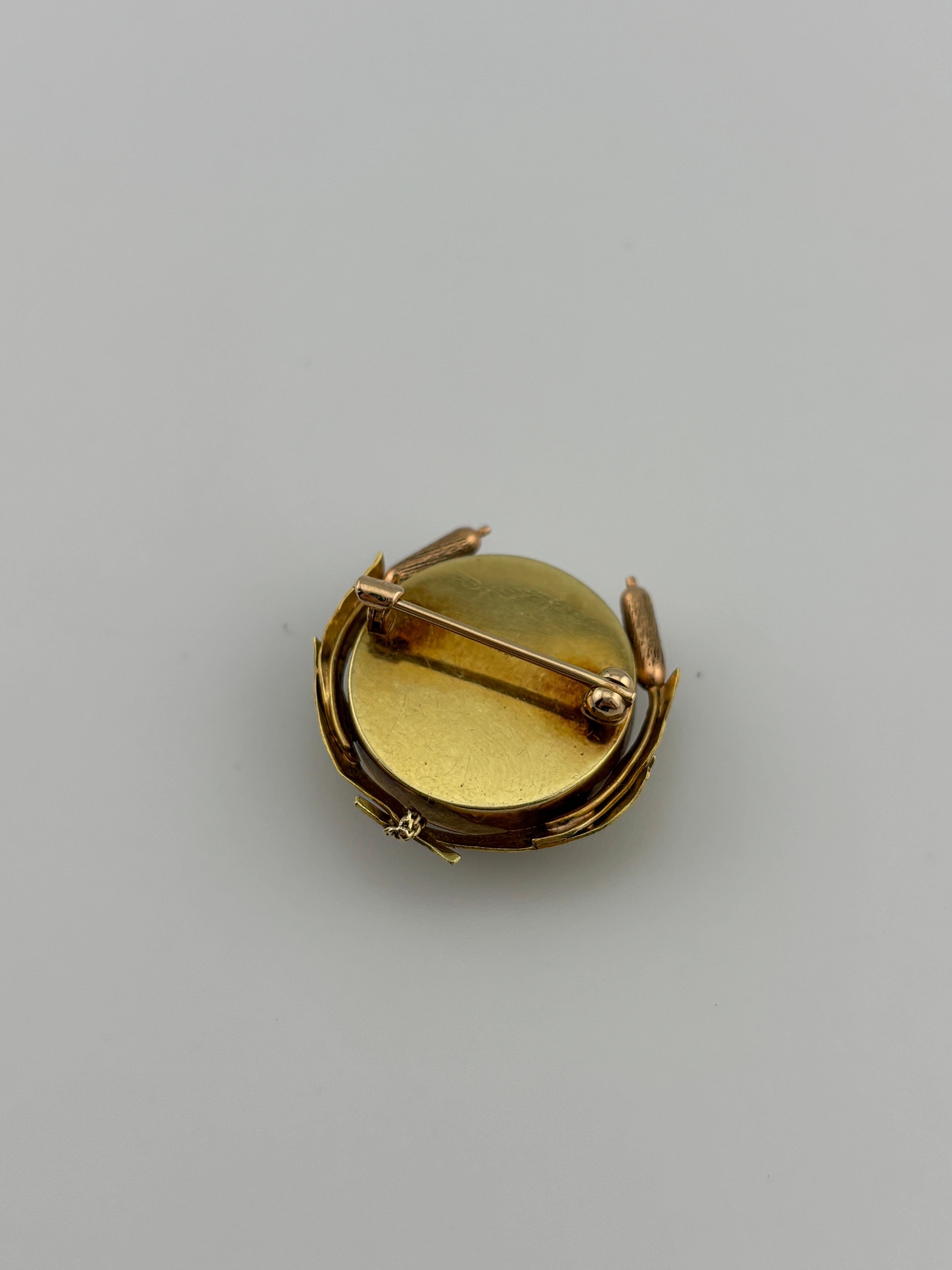 Cabochon Antique Reverse Painted Essex Rock Crystal 14k Yellow Gold Duck Brooch/Pin For Sale