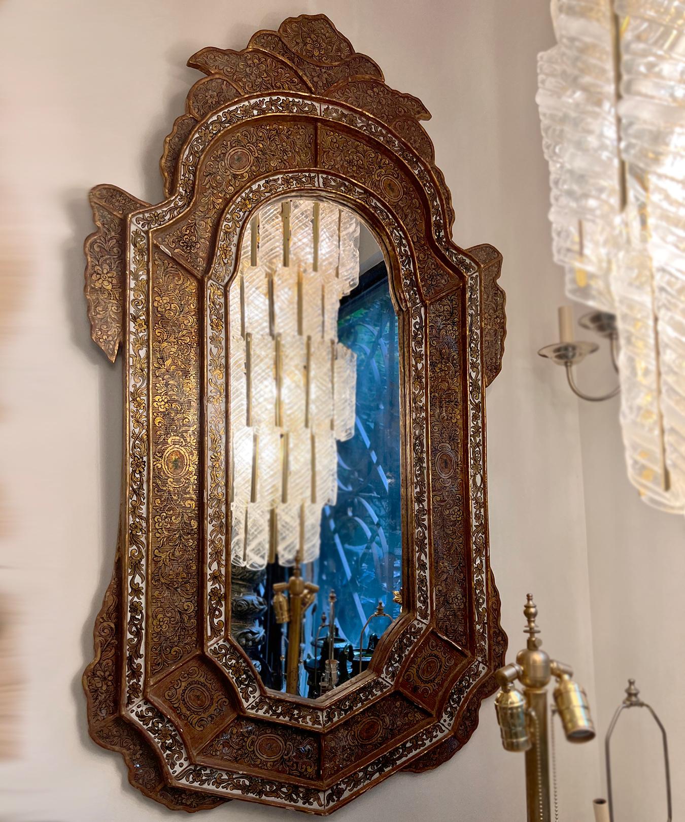 Miroir ancien peint au verso en vente 1