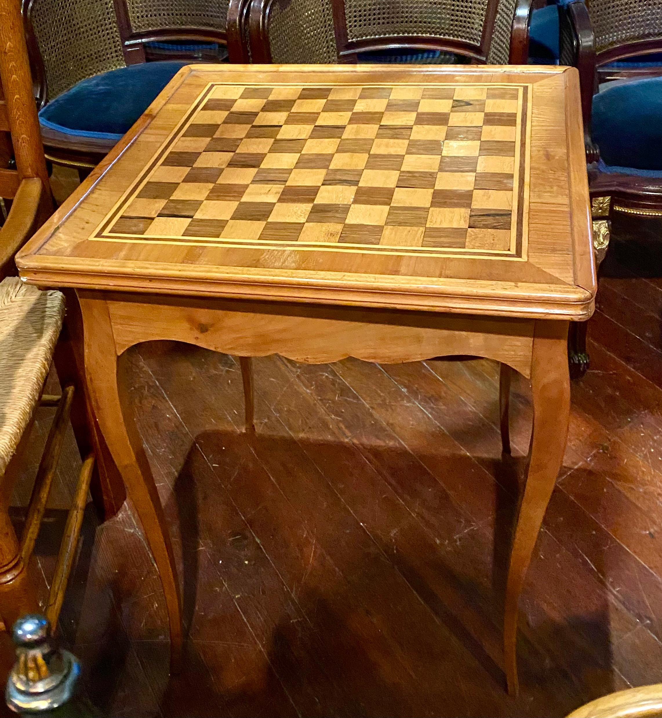 Antique Reversible Games Table with Chess and Backgammon, Circa 1890 1