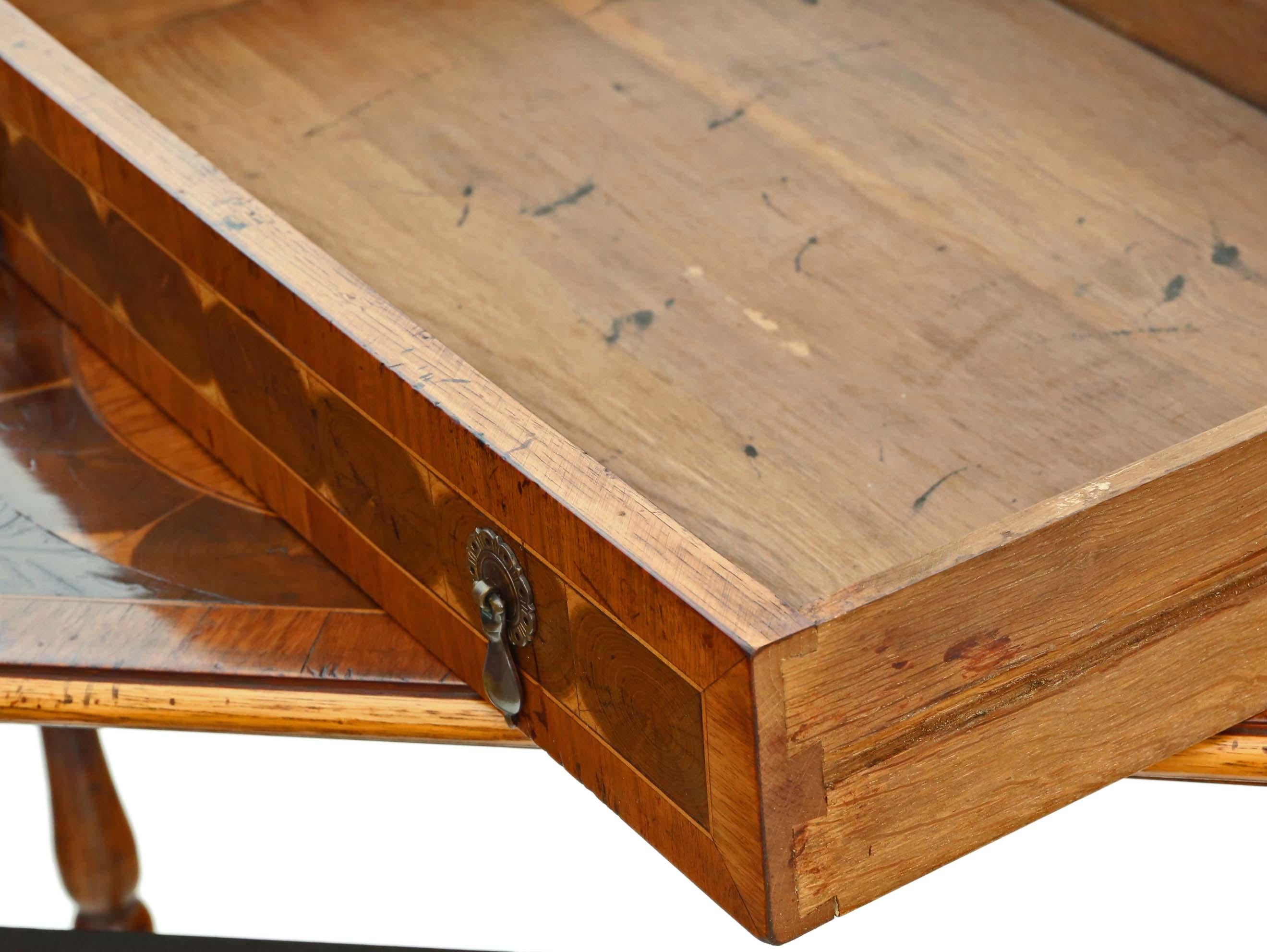 Antique Revive Queen Anne Walnut Writing Side Occasional Table Desk C1950 en vente 2