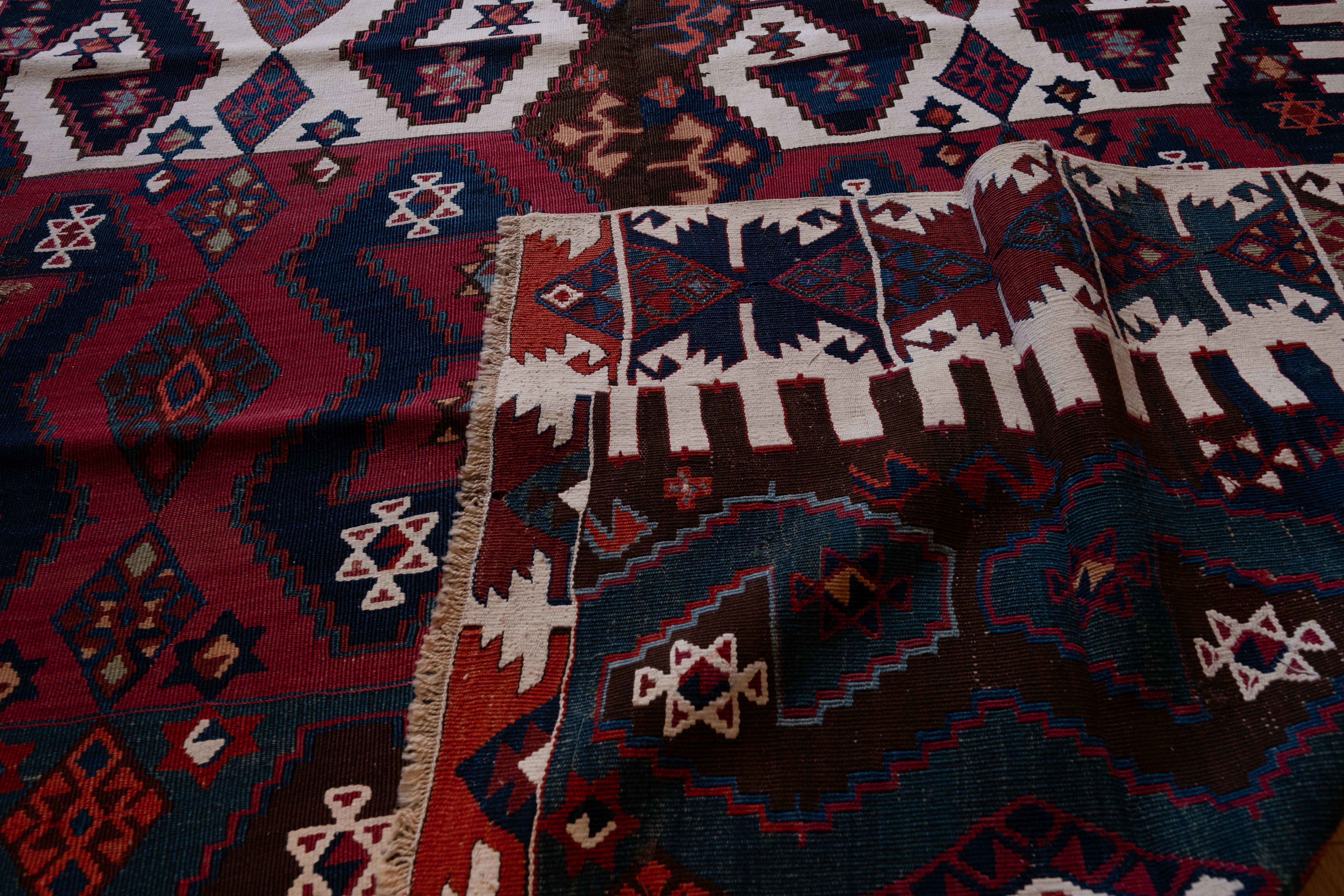 Laine Ancien tapis Kilim Reyhanli en laine de Turquie d'Anatolie orientale en vente
