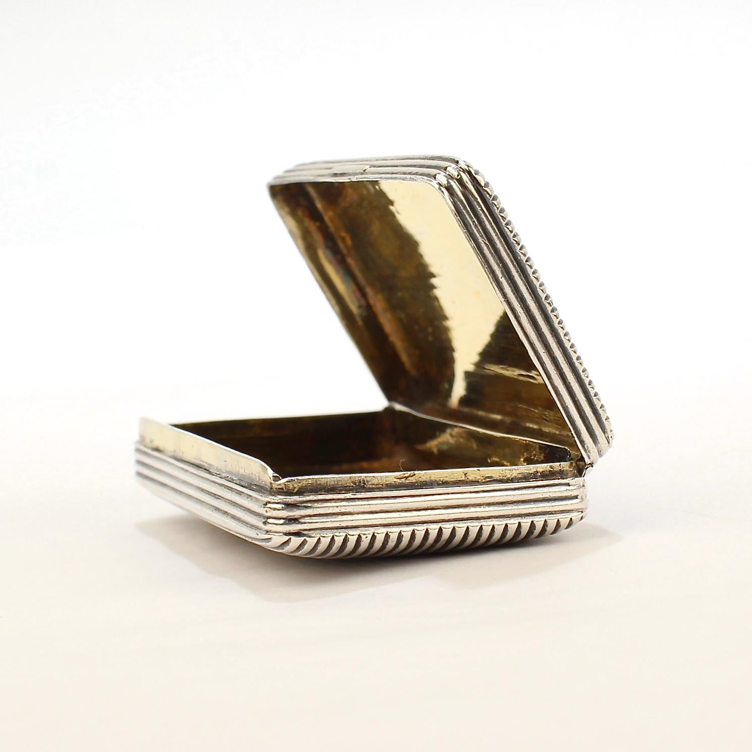 Antique Ribbed French Sterling Silver Snuff Box from the Mario Buatta Collection 2