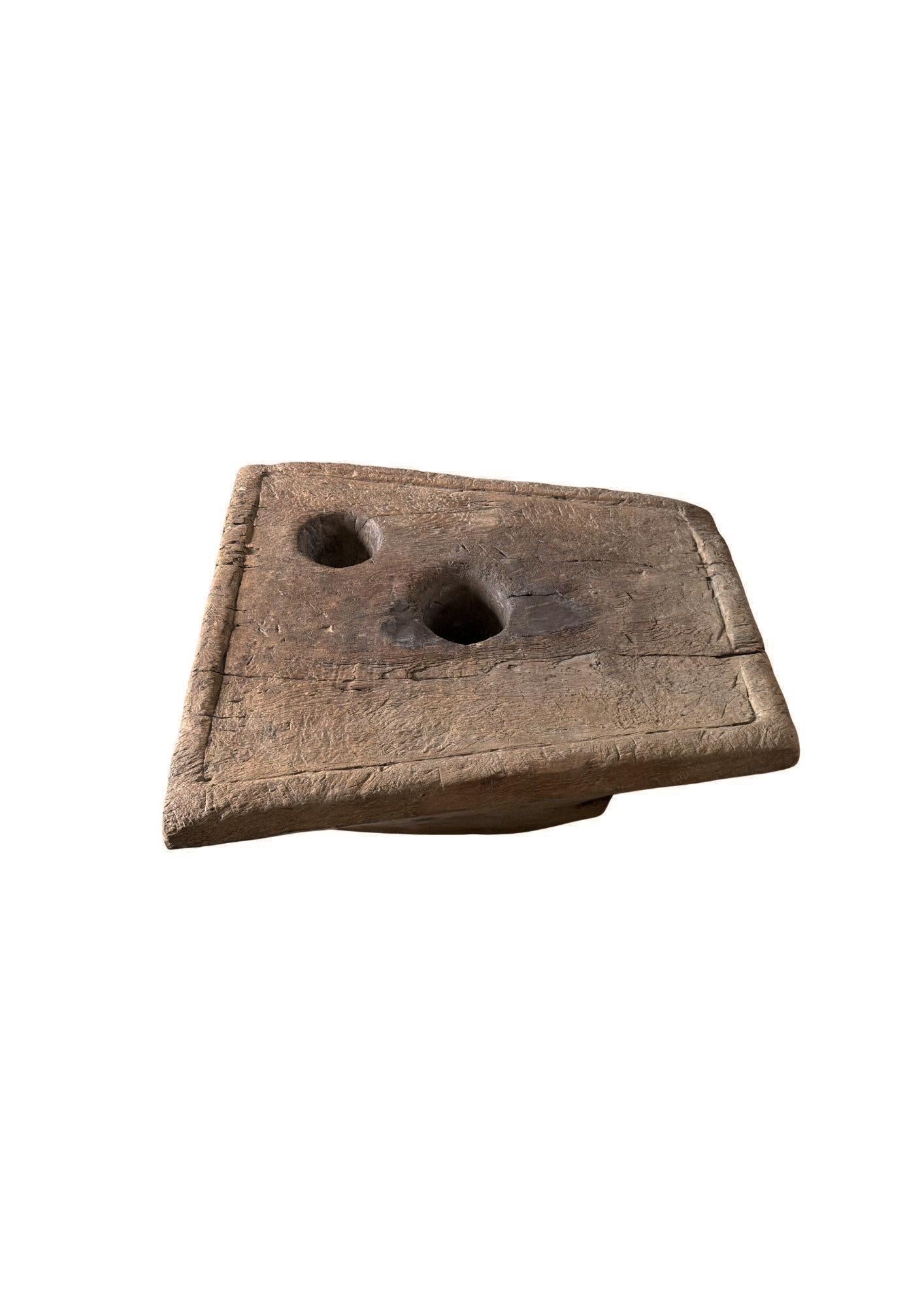 Antique Rice Mortar Coffee Table or Pedestal, Java c. 1900 im Zustand „Gut“ im Angebot in Jimbaran, Bali