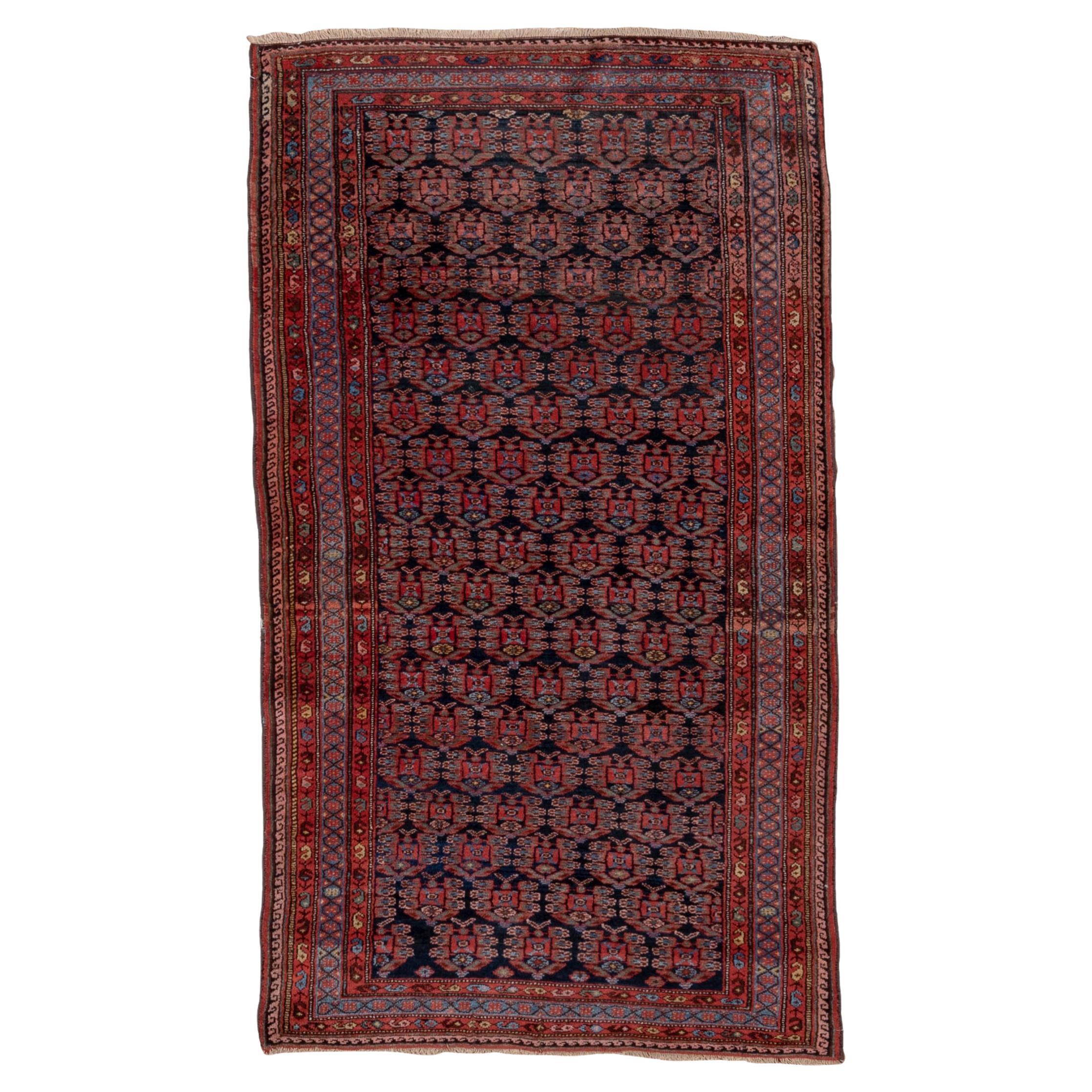 Antiker reichhaltiger roter Kurd-Teppich - um 1920 im Angebot
