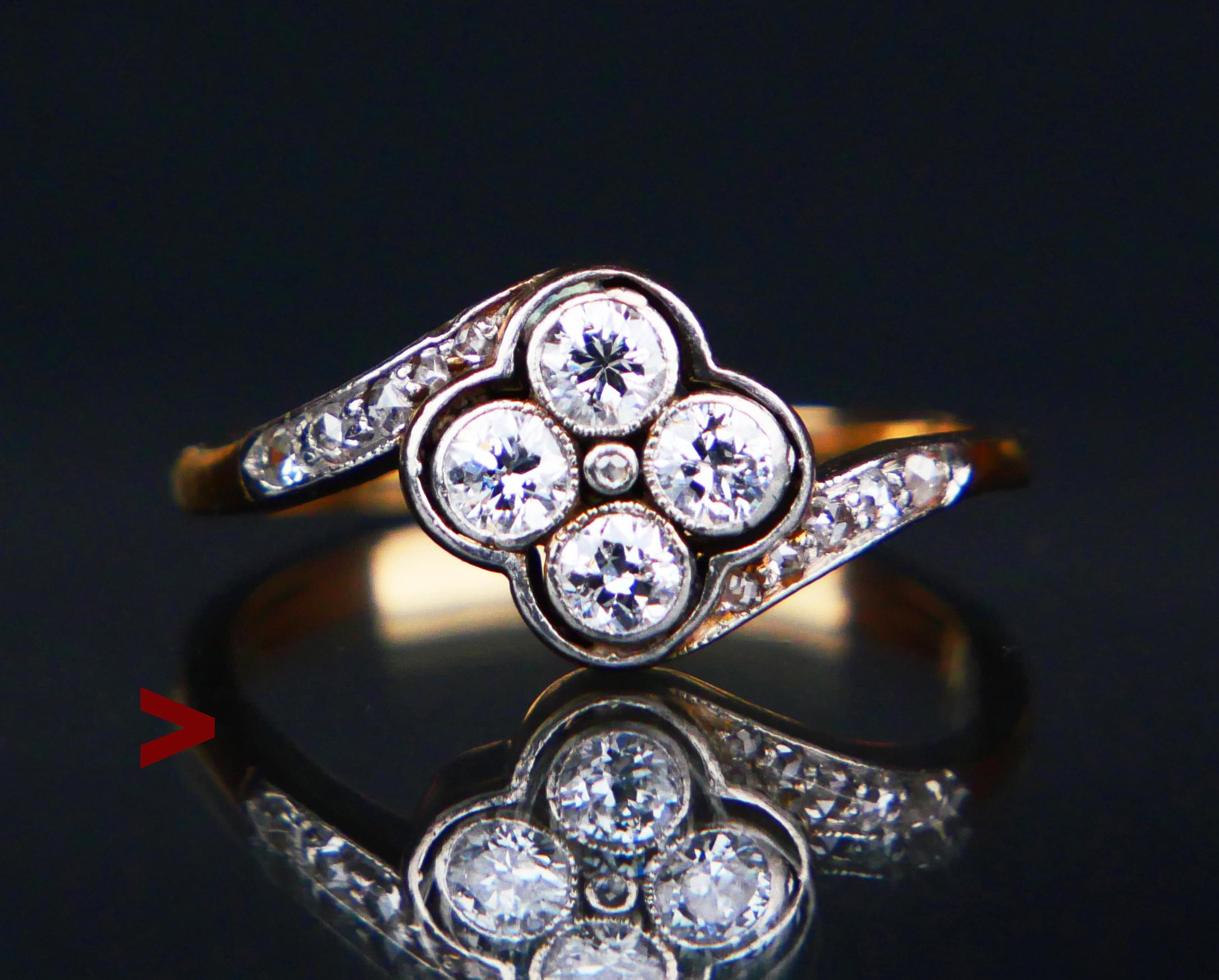 Antiker Ring aus Platin auf massivem 14K Gelbgold mit vier Diamanten mit altem Diamantschliff (Ø 3 mm / 0,12 ct), akzentuiert mit 11 Diamanten mit Rosenschliff und abgestuften Durchmessern, die in der Lünette gefasst sind. Gesamtgewicht ca. 0.5 ctw.