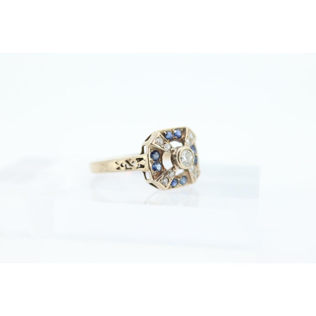 Antique ring. 10k diamond and sapphire shield ring. 10k White Gold Art Deco For Sale 3