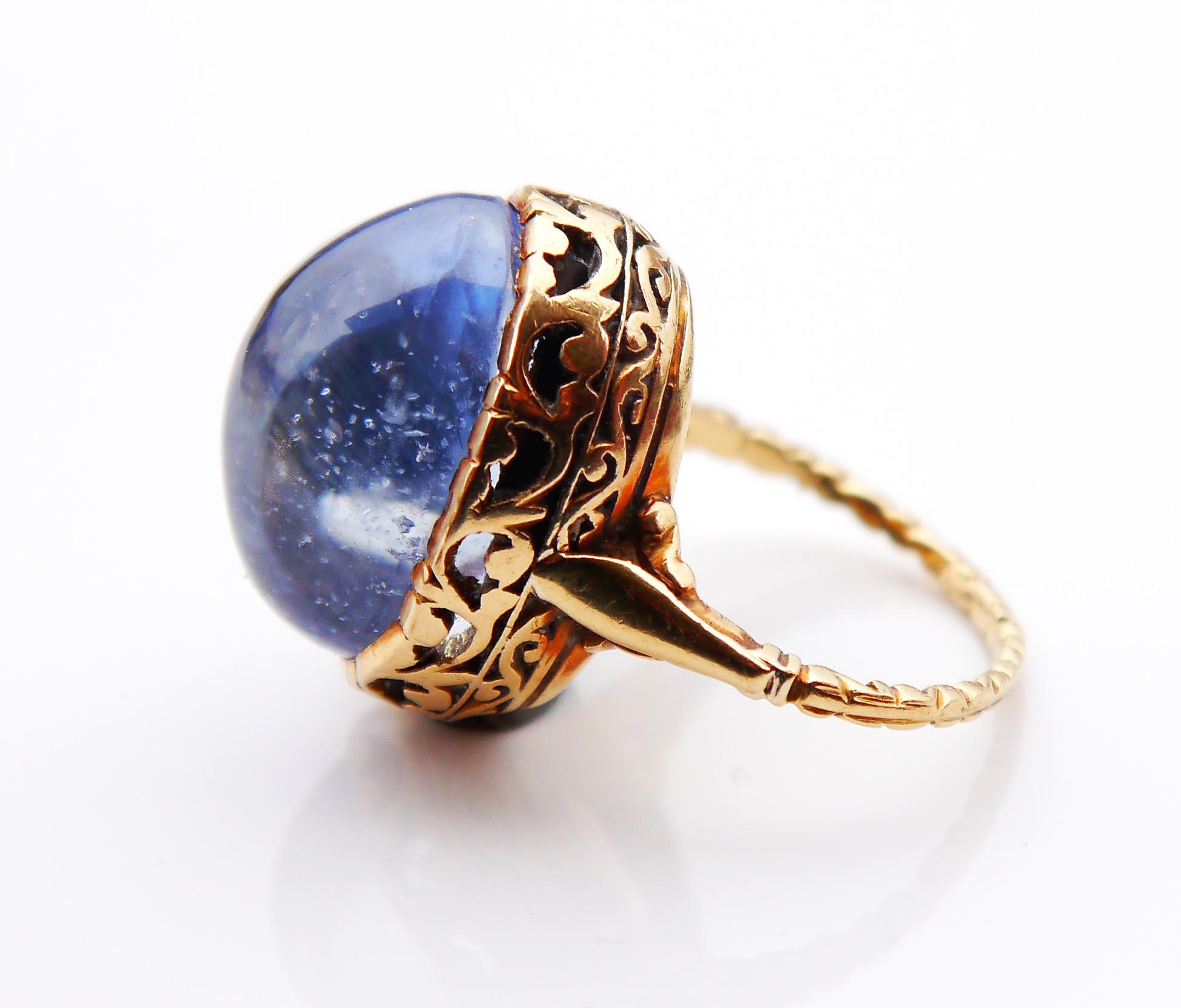Baroque Revival Antique Ring 25ct natural Blue Sapphire solid 18K Gold Ø 4.75 US /9.6gr For Sale