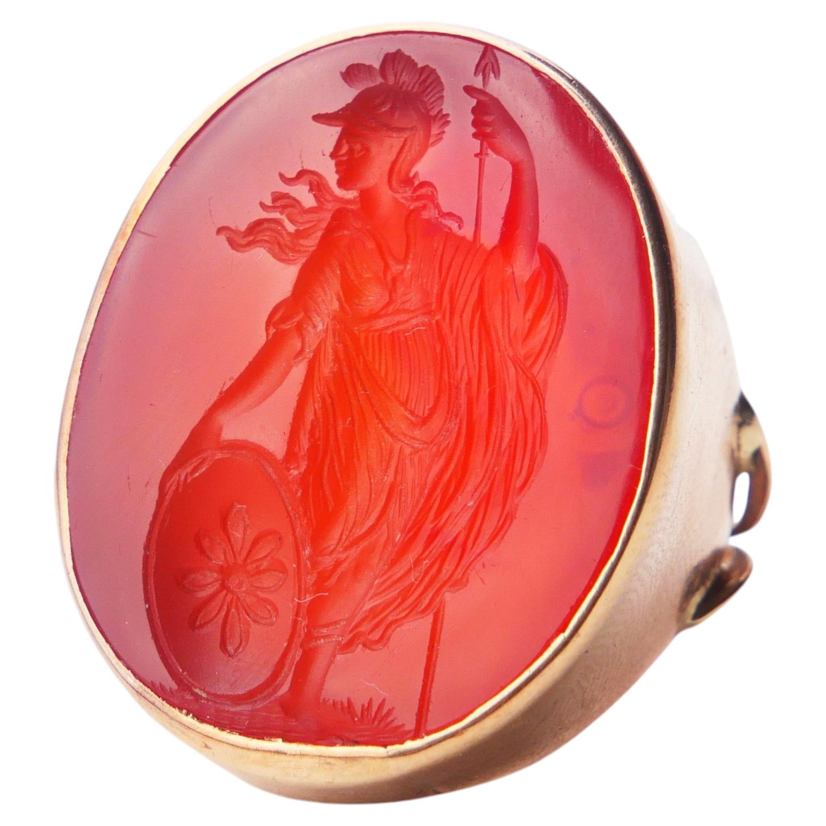 What is the difference between a silversmith and a goldsmith?