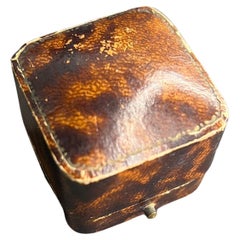 Boîte à bagues ancienne