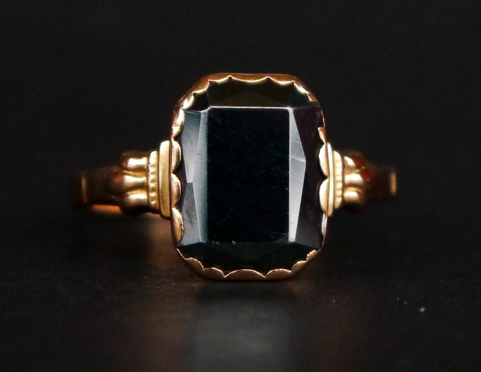 Art Deco Antique Ring Hematite solid 18K Gold Ø 7.5US // 3 gr For Sale
