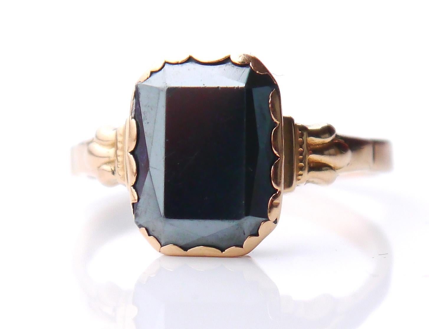 Antique Ring Hematite solid 18K Gold Ø 7.5US // 3 gr For Sale 4