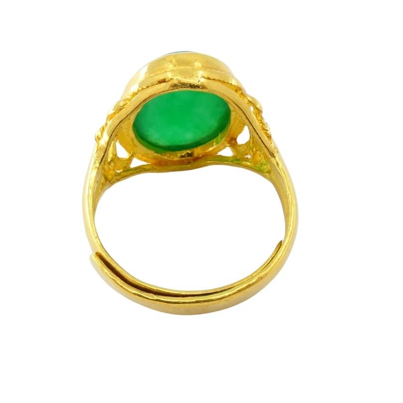 Antique Ring Jade 18k Gold In Excellent Condition For Sale In Beverly Hills, CA