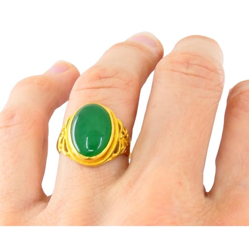 Antique Ring Jade 18k Gold For Sale 2