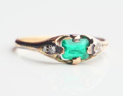 Antique Ring natural 0.4 ct Emerald Diamonds solid 18K Gold Ø US5 / 2gr