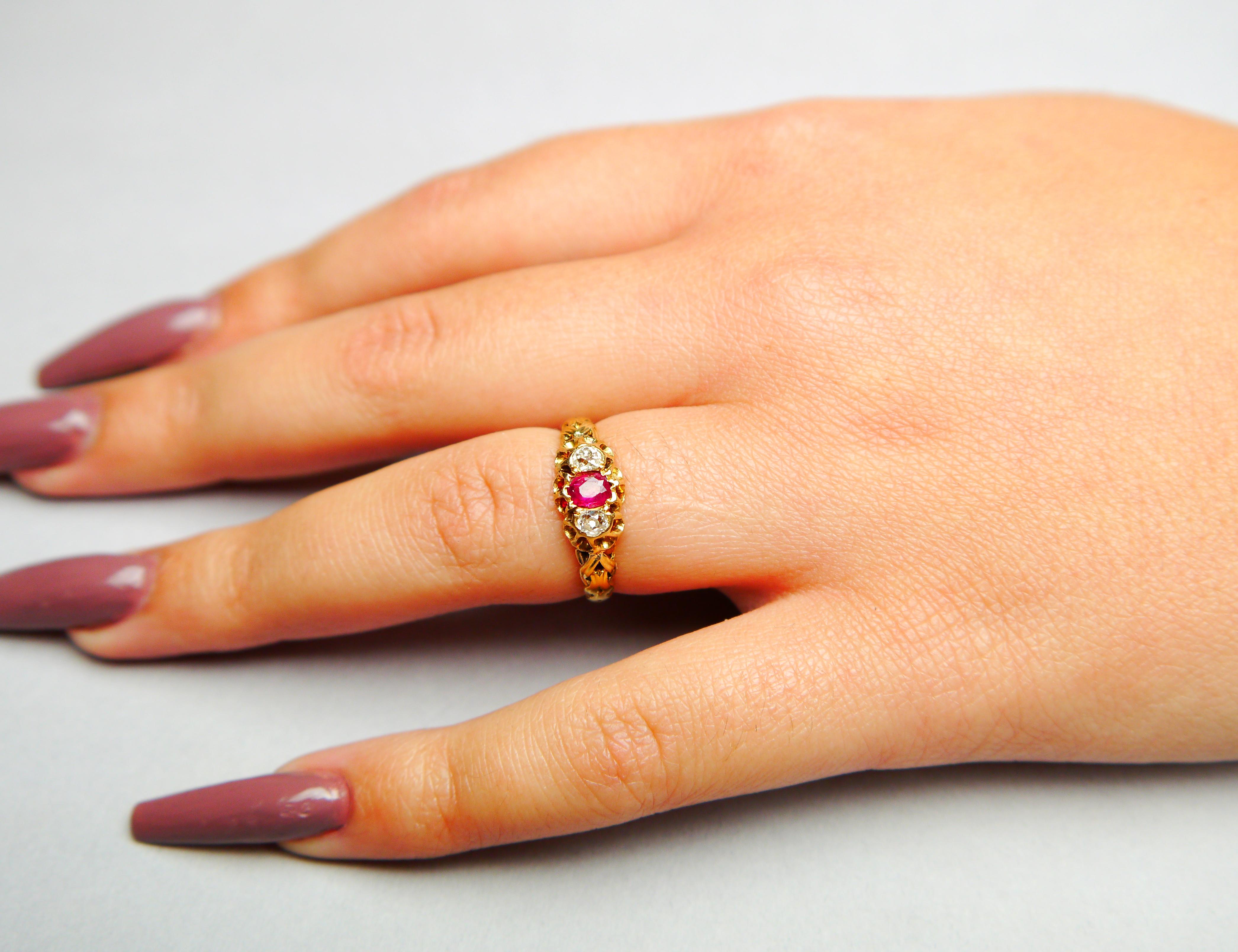 Old European Cut Antique Ring natural 0.4 ct Ruby Diamonds solid 18K Gold Ø 6US/ 2.7 gr For Sale